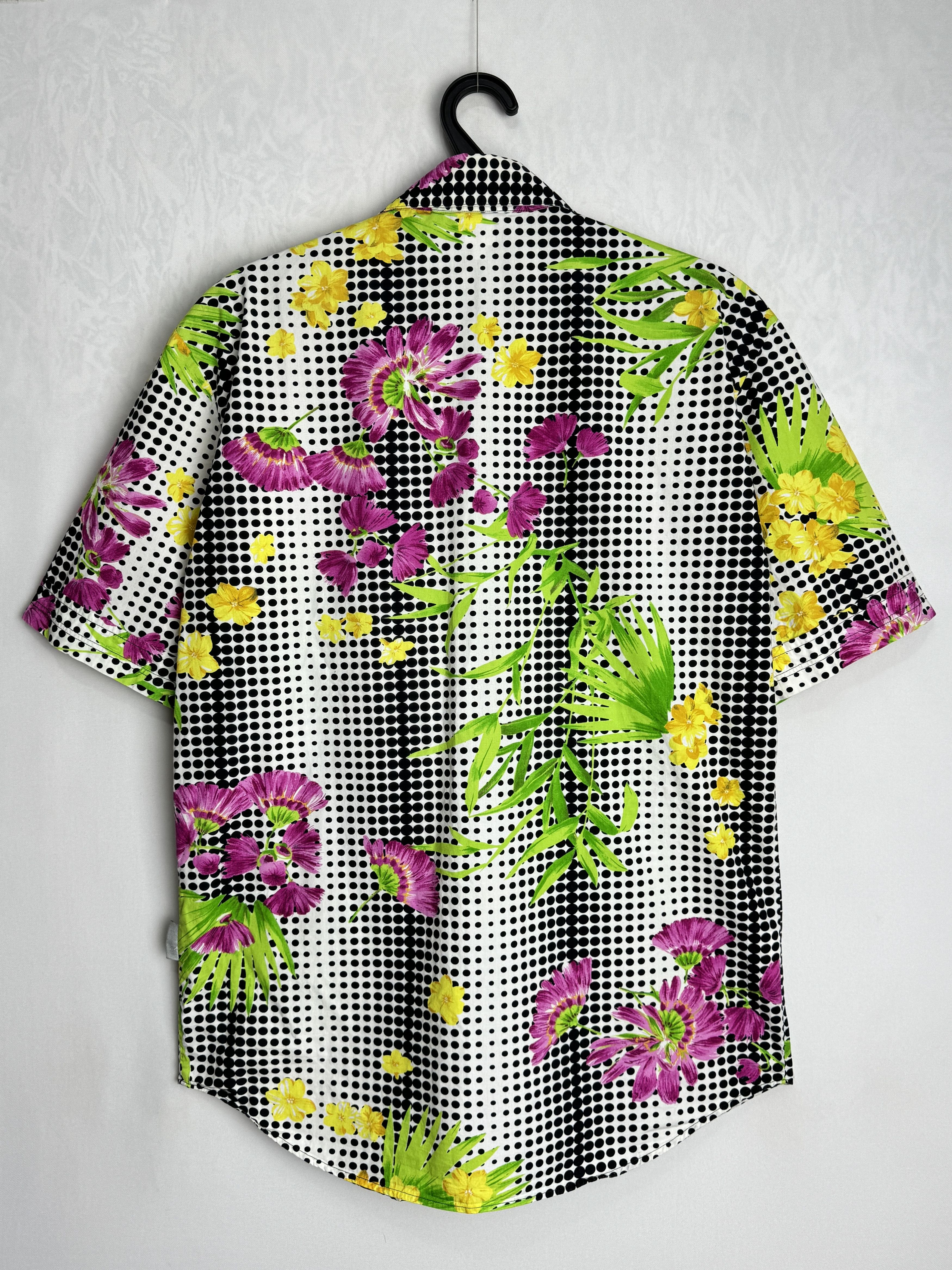 Versace Jeans Couture VERSACE JEANS COUTURE vintage men’s floral polka dot shirt Size US M / EU 48-50 / 2 - 5 Thumbnail