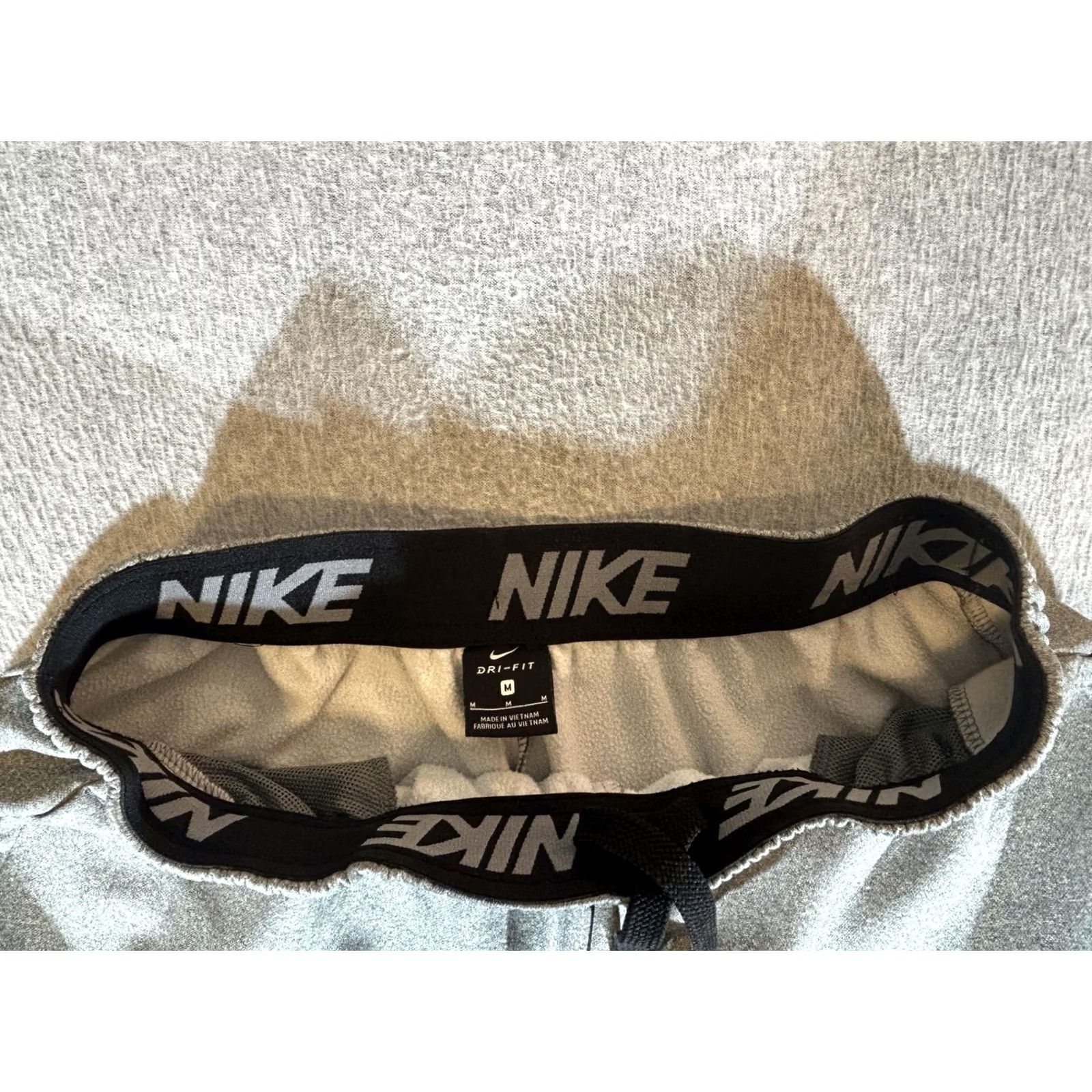 Nike Nike Dri-FIT Mens Pants M Gray Fleece Jogger Athletic Training Wide 28in Inseam Adjustable Waist CD Size US 31 - 6 Thumbnail