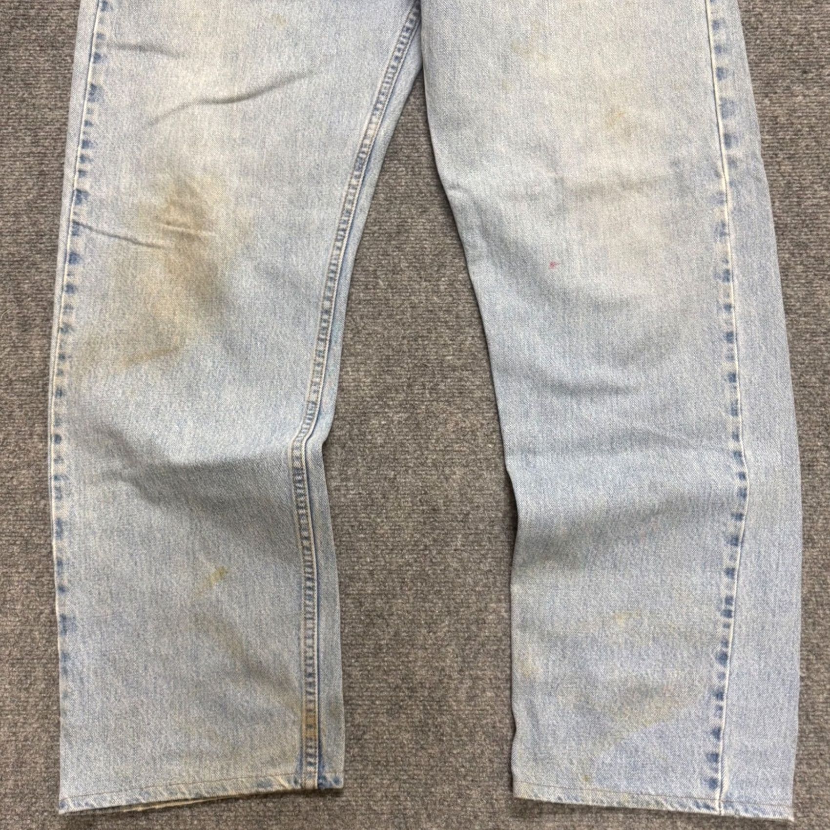 Levi's VINTAGE Levi's 505 Denim Jeans Mens 38x30 Regular Light Washed 90s Paper Tag Stained Size US 38 / EU 54 - 6 Thumbnail