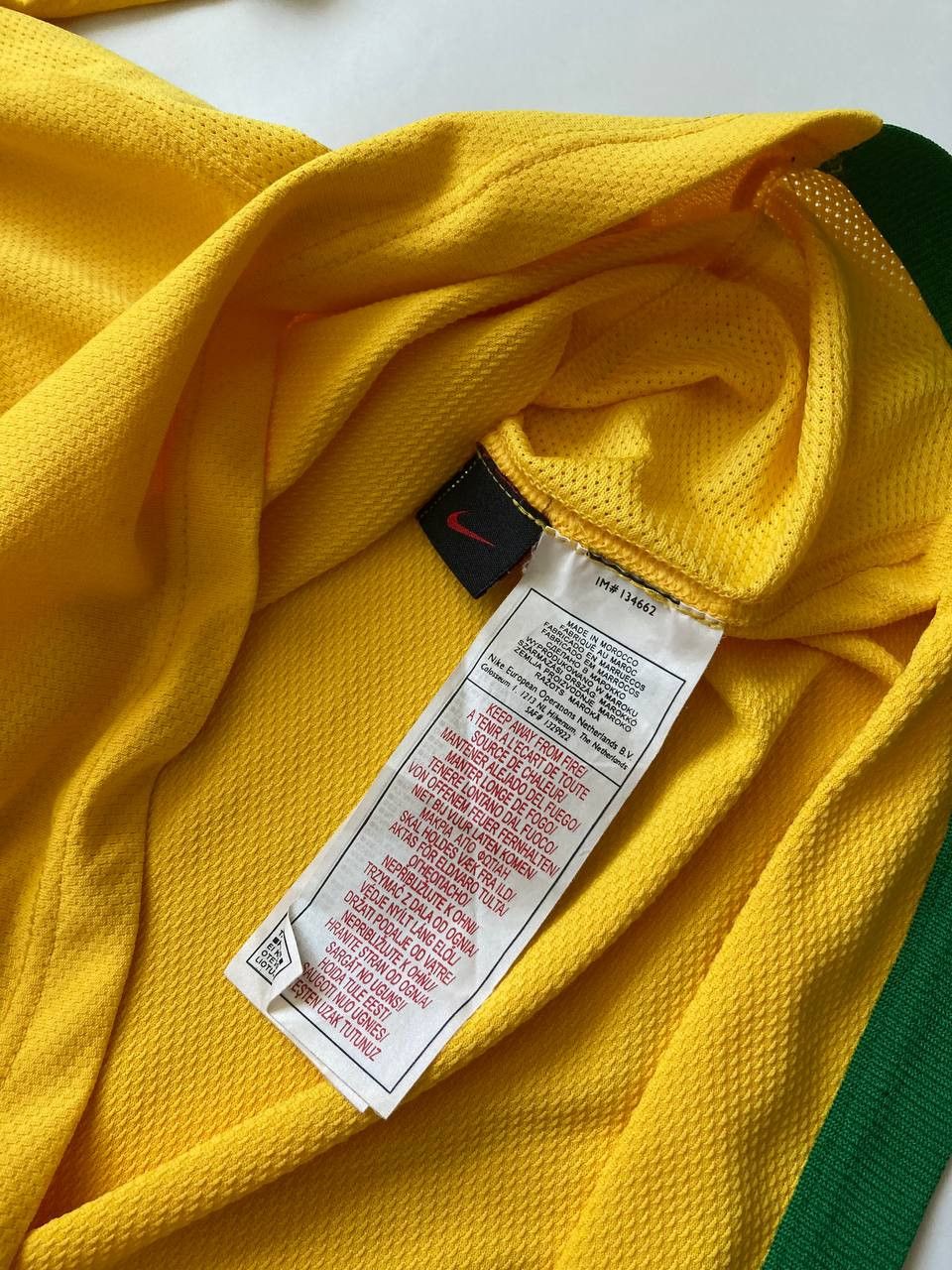 Nike Vintage 2006 2007 Nike Brasil Jersey Size US XL / EU 56 / 4 - 7 Thumbnail