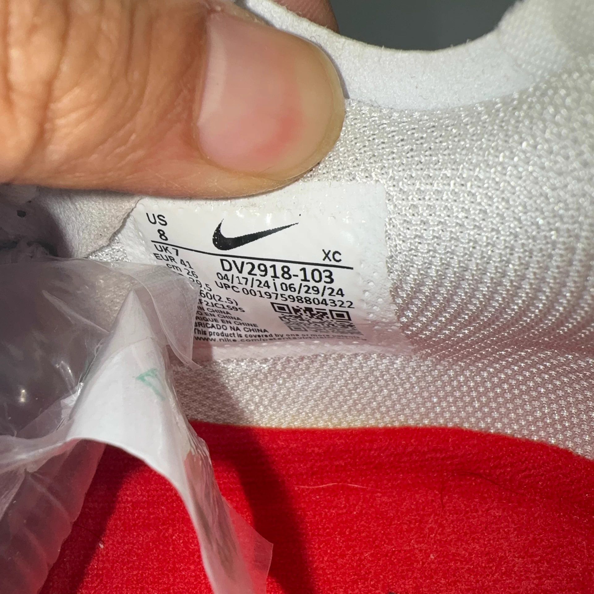 Nike Nike GT Cut 3 Gray Red Black 41 Like New Size US 8 / EU 41 - 9 Thumbnail