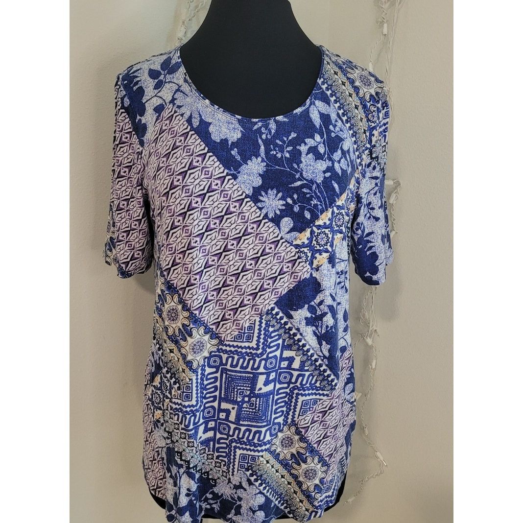 Chicos Chico’s Patchwork Print Short Sleeve Blouse Blue Size 2 L Size L / US 10 / IT 46 - 1 Thumbnail