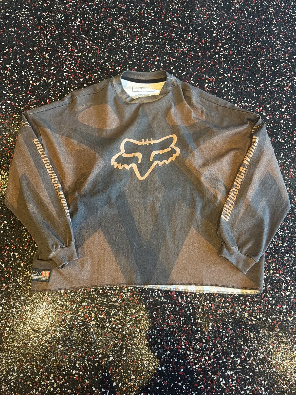 Other Travis Scott x Fox ComplexCon Longsleeve Size US S / EU 44-46 / 1 - 1 Thumbnail