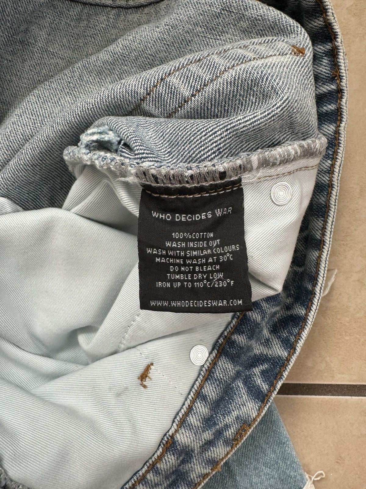 Who Decides War Who Decides War Ultra Flare Scripture Denim Size US 36 / EU 52 - 4 Thumbnail