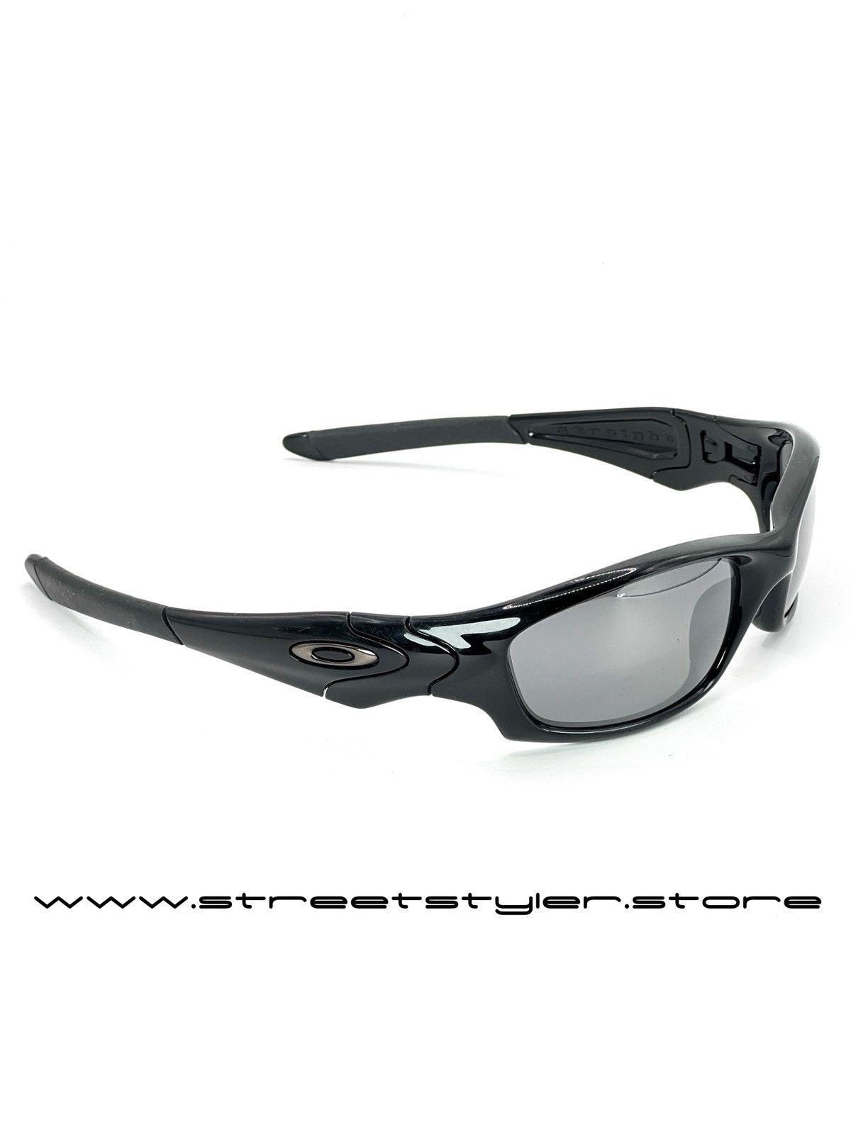 Oakley 2007 Oakley Sunglasses Straight Jacket 2.0 Black Polarized Size ONE SIZE - 4 Thumbnail