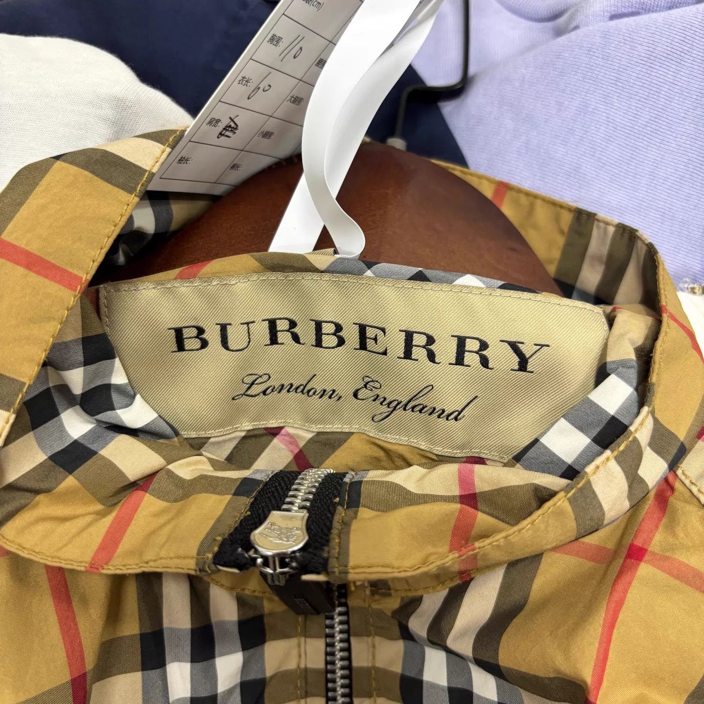 Burberry Burberry Classic Check Brown Stand Collar Zip Jacket XS Size XS / US 0-2 / IT 36-38 - 3 Thumbnail