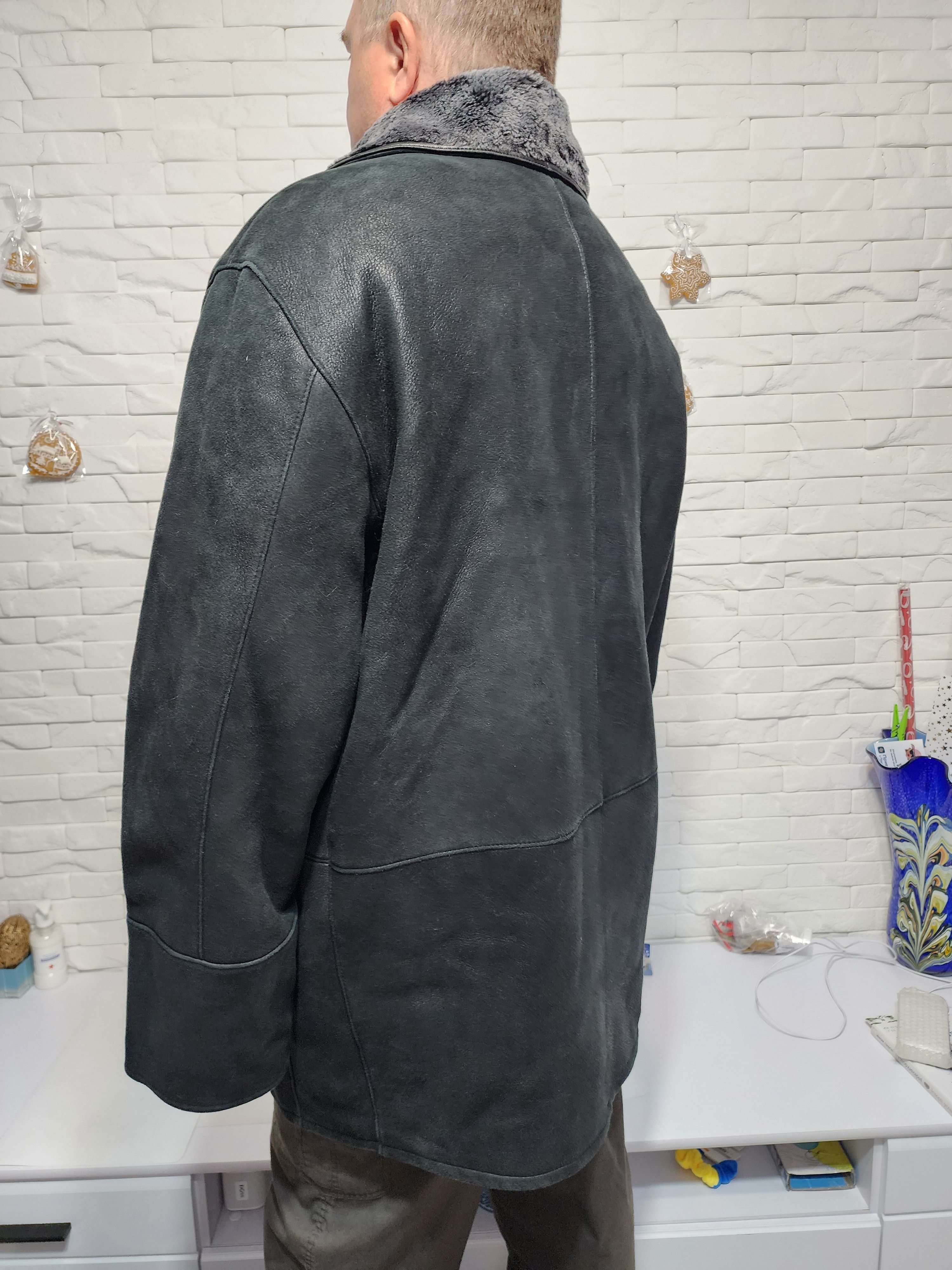 Furla Men's Black Sheepskin Coat: Button-Up Genuine Fur Size US XXL / EU 58 / 5 - 5 Thumbnail