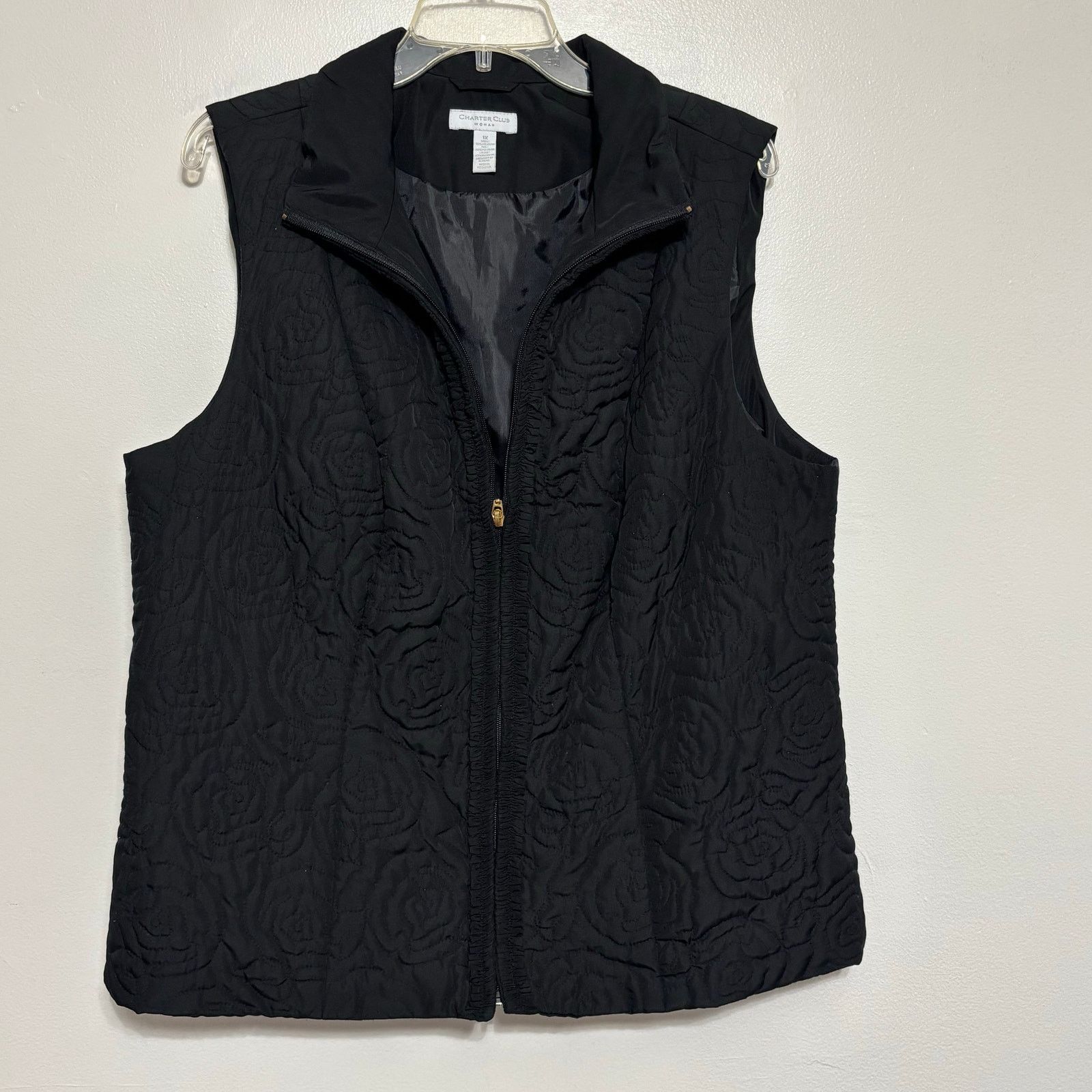 Other Charter Club Woman Black Quilted Vest Size 1X Size XL / US 12-14 / IT 48-50 - 1 Thumbnail