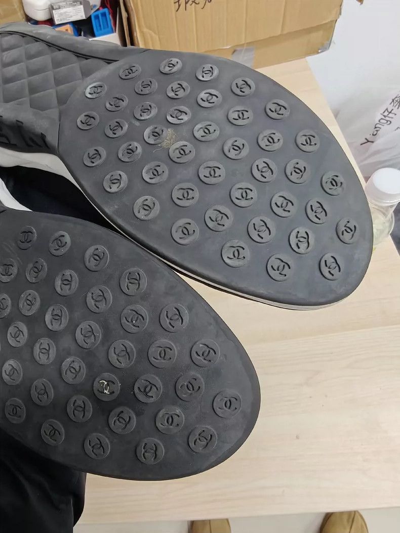 Chanel Chanel Black and White Sneakers -2505 Size US 10 / EU 43 - 7 Thumbnail