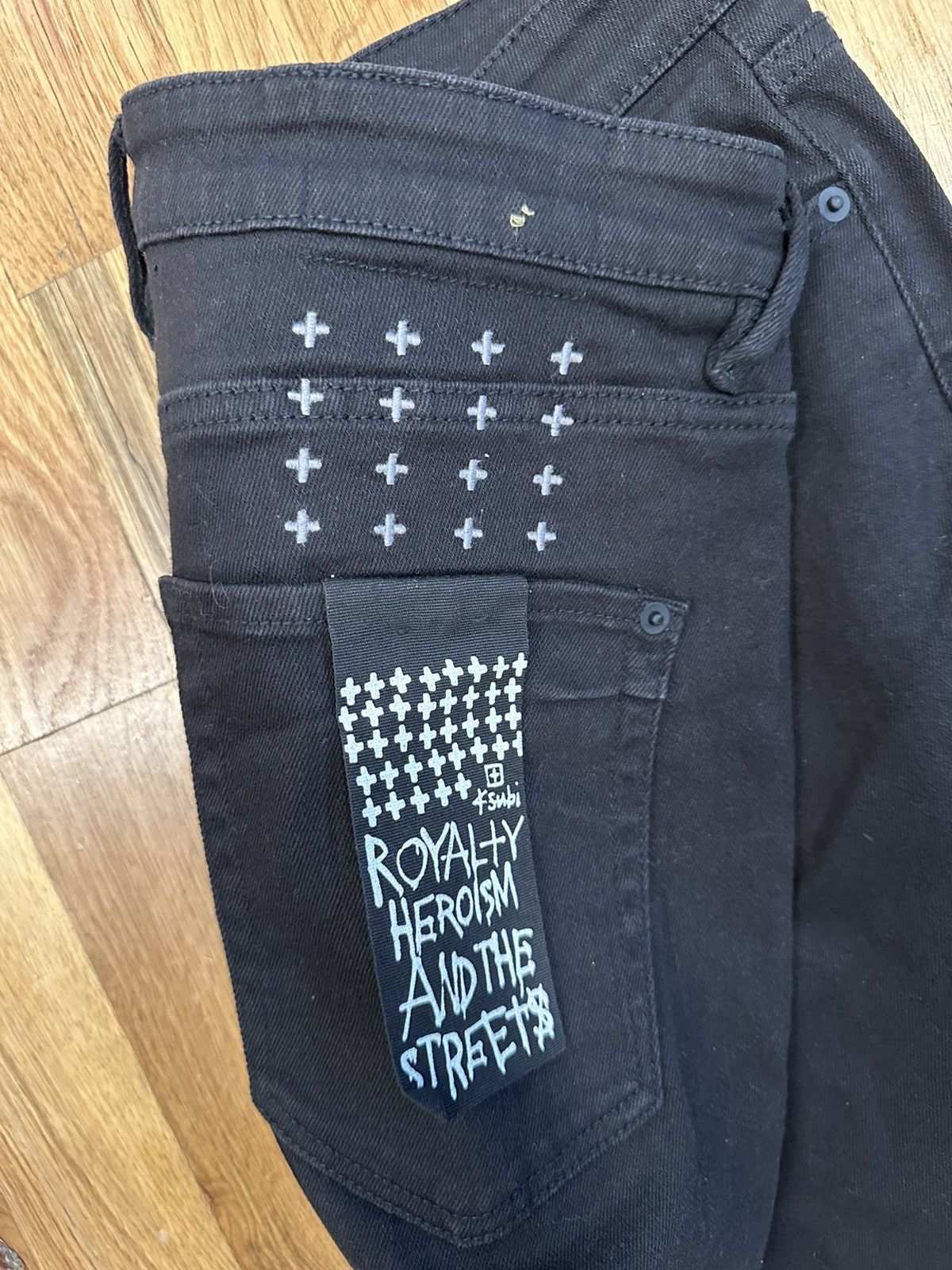 Ksubi Ksubi Knee Rip Plain Black Denim Jeans Size 36 Size US 36 / EU 52 - 4 Thumbnail