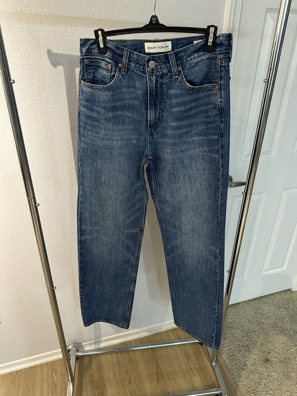 Aritzia Aritzia - Denim Forum 90’s Iggy Lo-Rise Baggy Jean Size 26" / US 2 / IT 38 - 1 Thumbnail