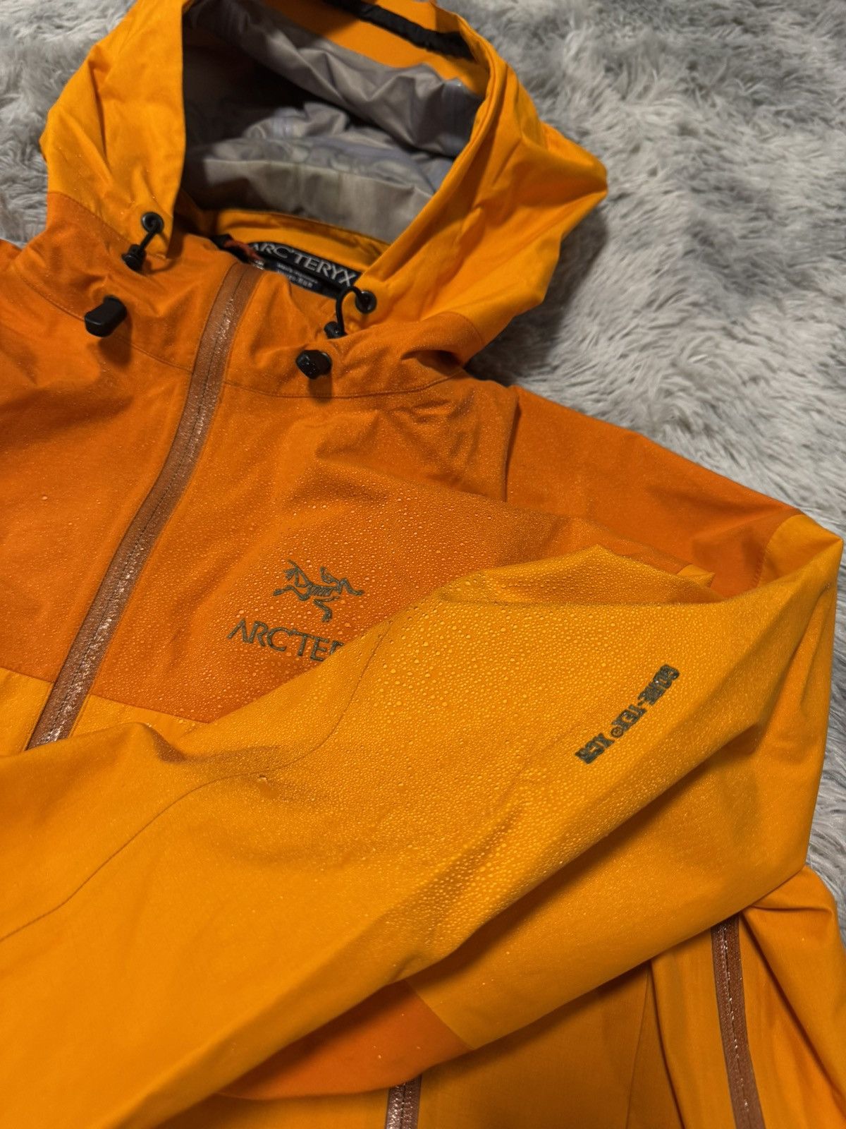 Arc'teryx Arc'teryx Alpha SV Jacket | Size XL | Dynasty Orange Size US XL / EU 56 / 4 - 3 Thumbnail