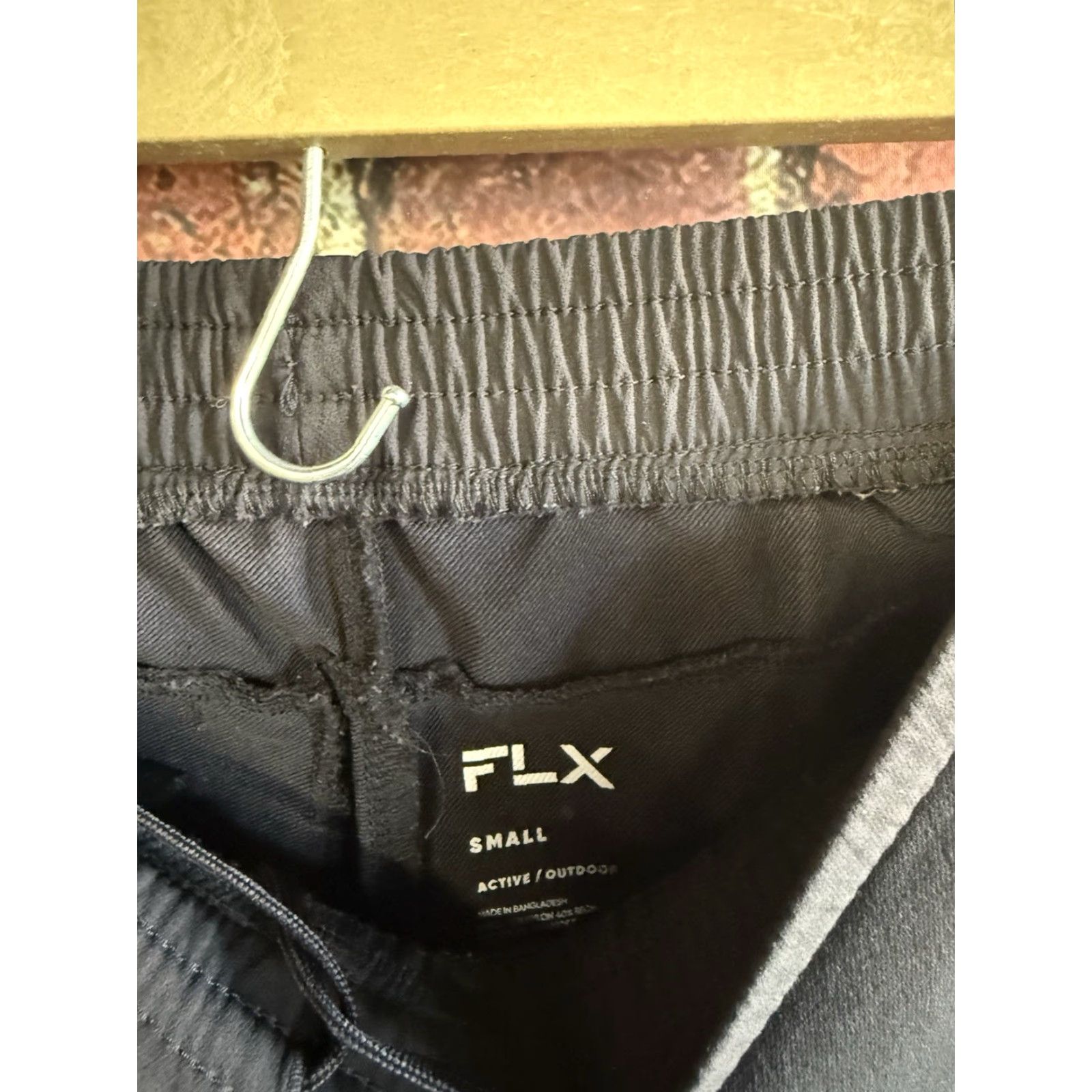 Vintage FLX Mens Black Chino Shorts Stretch Fit Drawstring Size S Regular Adult Mens Black Chino Shorts stretch drawstring FLX Size US 29 - 3 Thumbnail