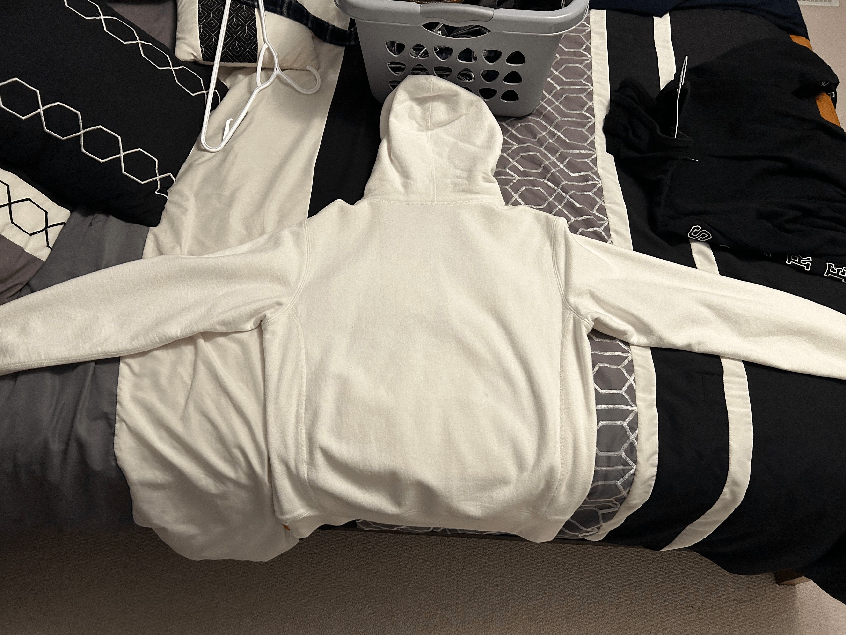Supreme Supreme Patent/Chenille Arc Logo Hooded Sweatshirt White Size US M / EU 48-50 / 2 - 2 Thumbnail