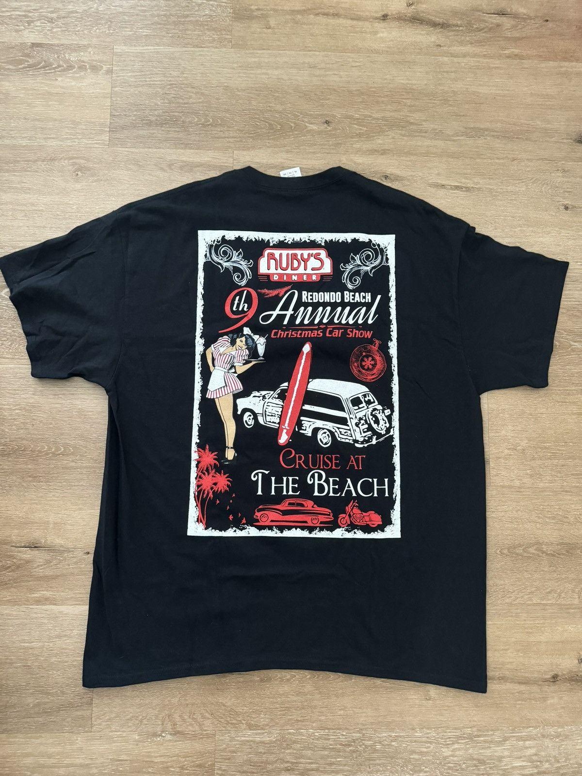 Vintage Ruby’s Diner 9th Annual Classic Car Show Holiday Tee XL Size US XL / EU 56 / 4 - 6 Thumbnail
