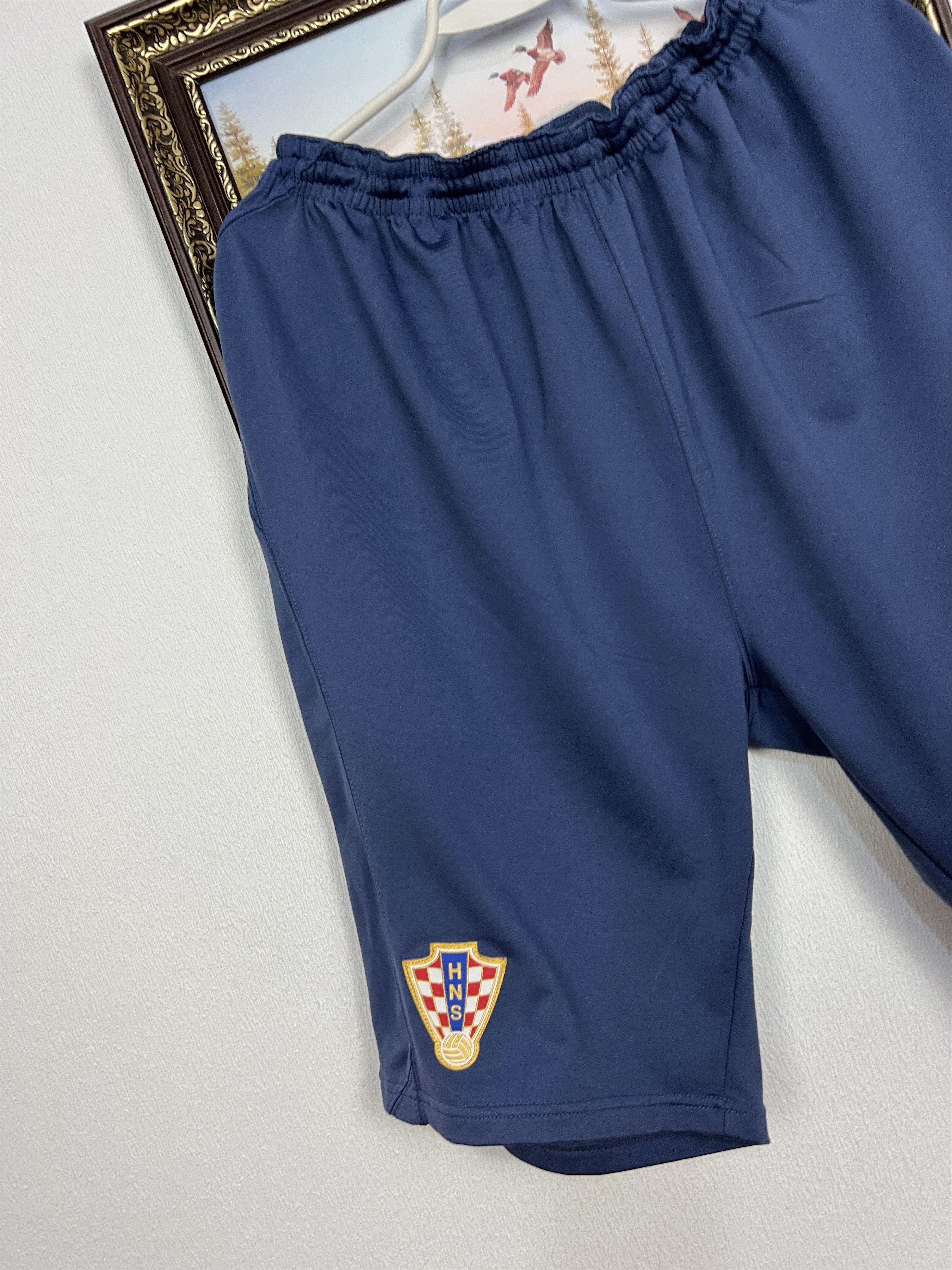 Nike Vintage Nike Croatia Football Train Shorts Pre Match XL Size US 36 / EU 52 - 3 Thumbnail