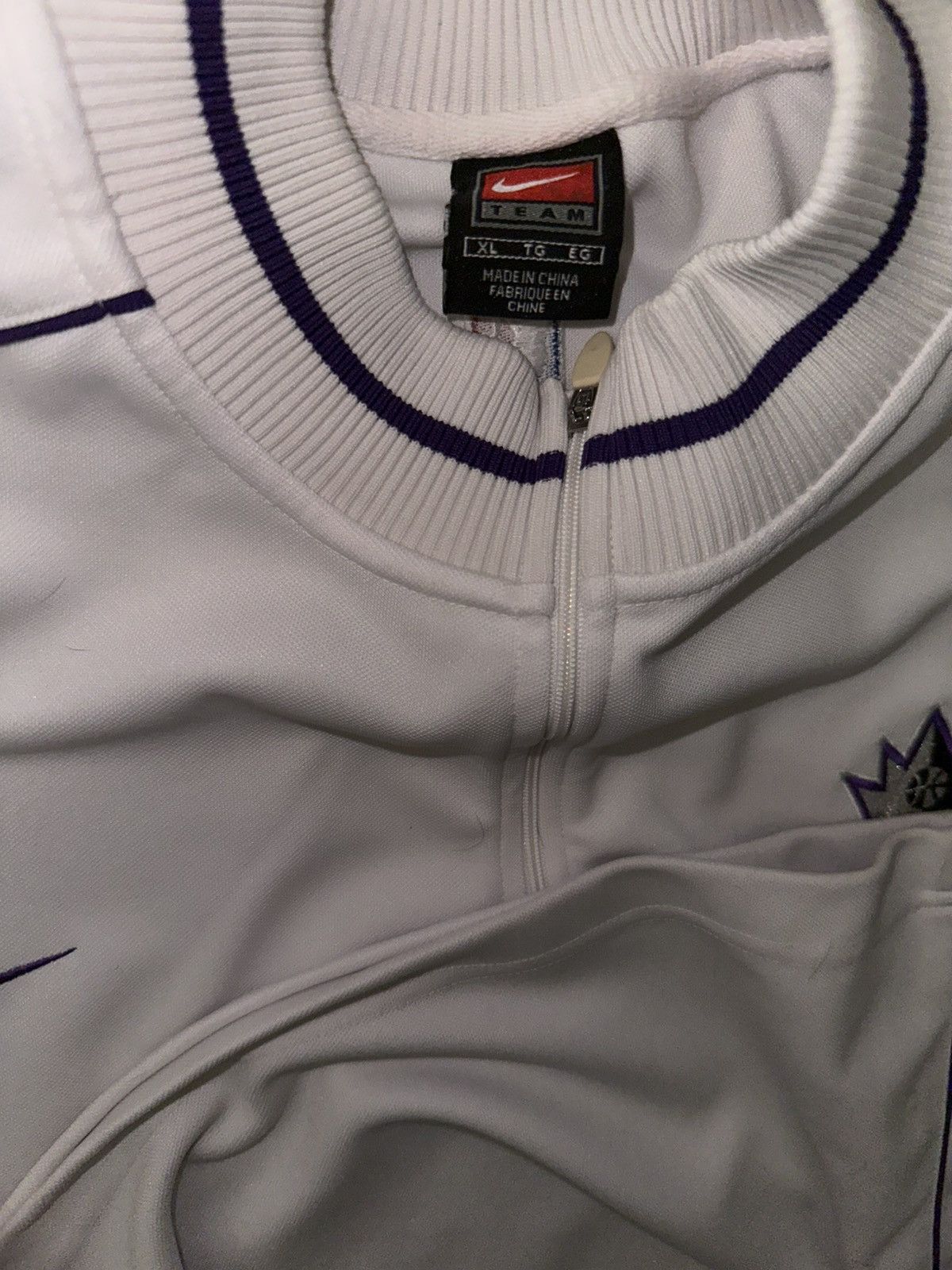 Nike Vintage Sacramento Kings NBA Nike Team warm up shirt Size US XL / EU 56 / 4 - 5 Thumbnail