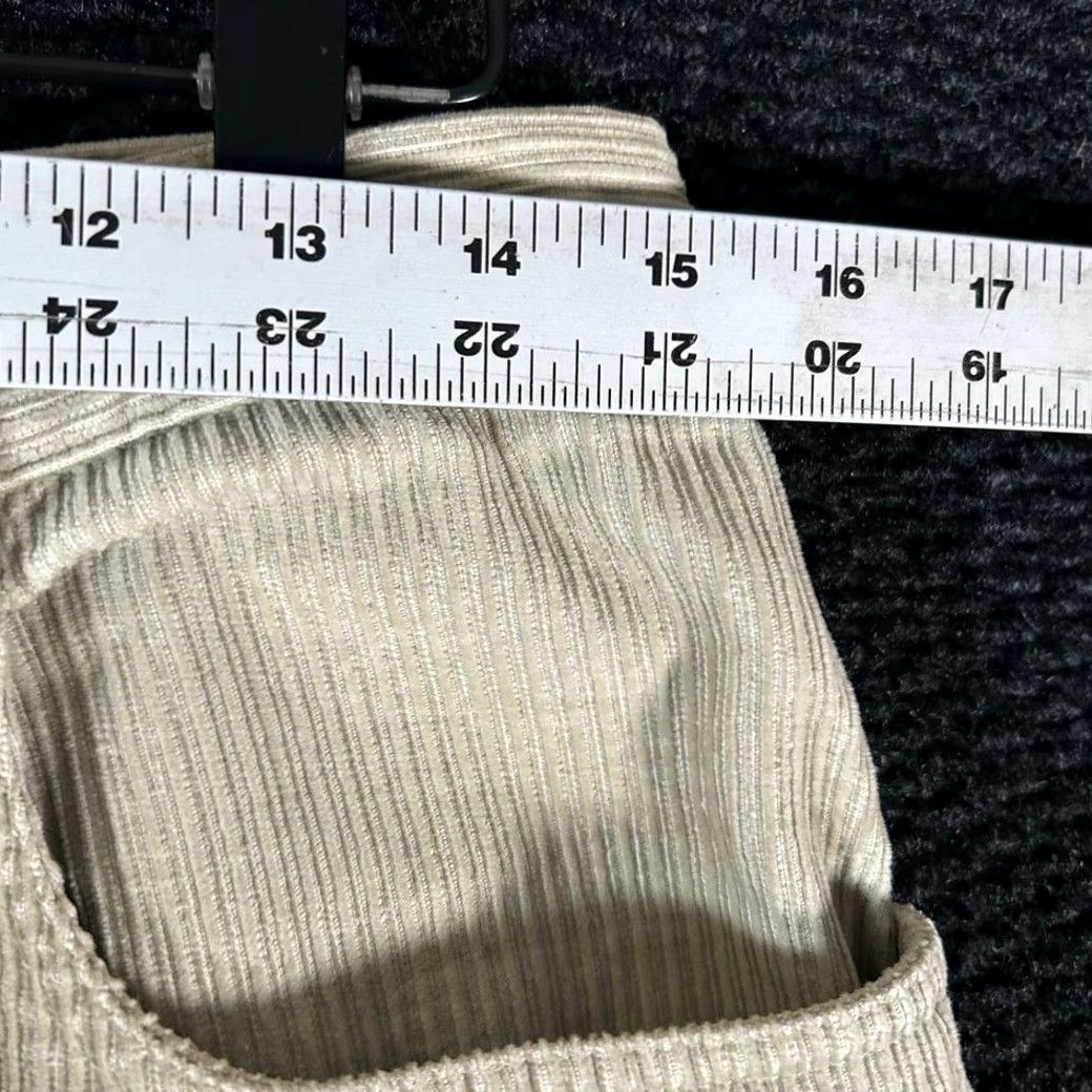 Vintage VINTAGE Woolrich Womens Pants Corduroy Beige High Rise Straight Leg 14 Khakis Jeans Style Populated by Pockets Size 36" / US 14 / IT 50 - 6 Thumbnail