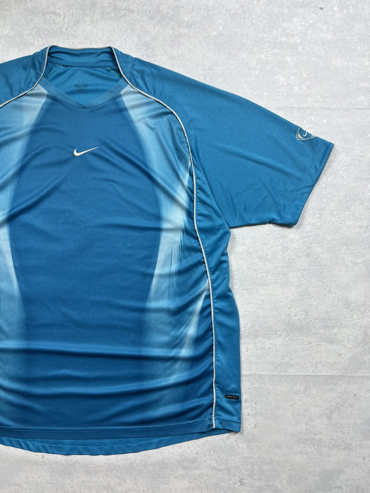 Nike 90s Nike TN Central Swoosh Vintage Drill Oversized T-Shirt Size US XL / EU 56 / 4 - 3 Thumbnail