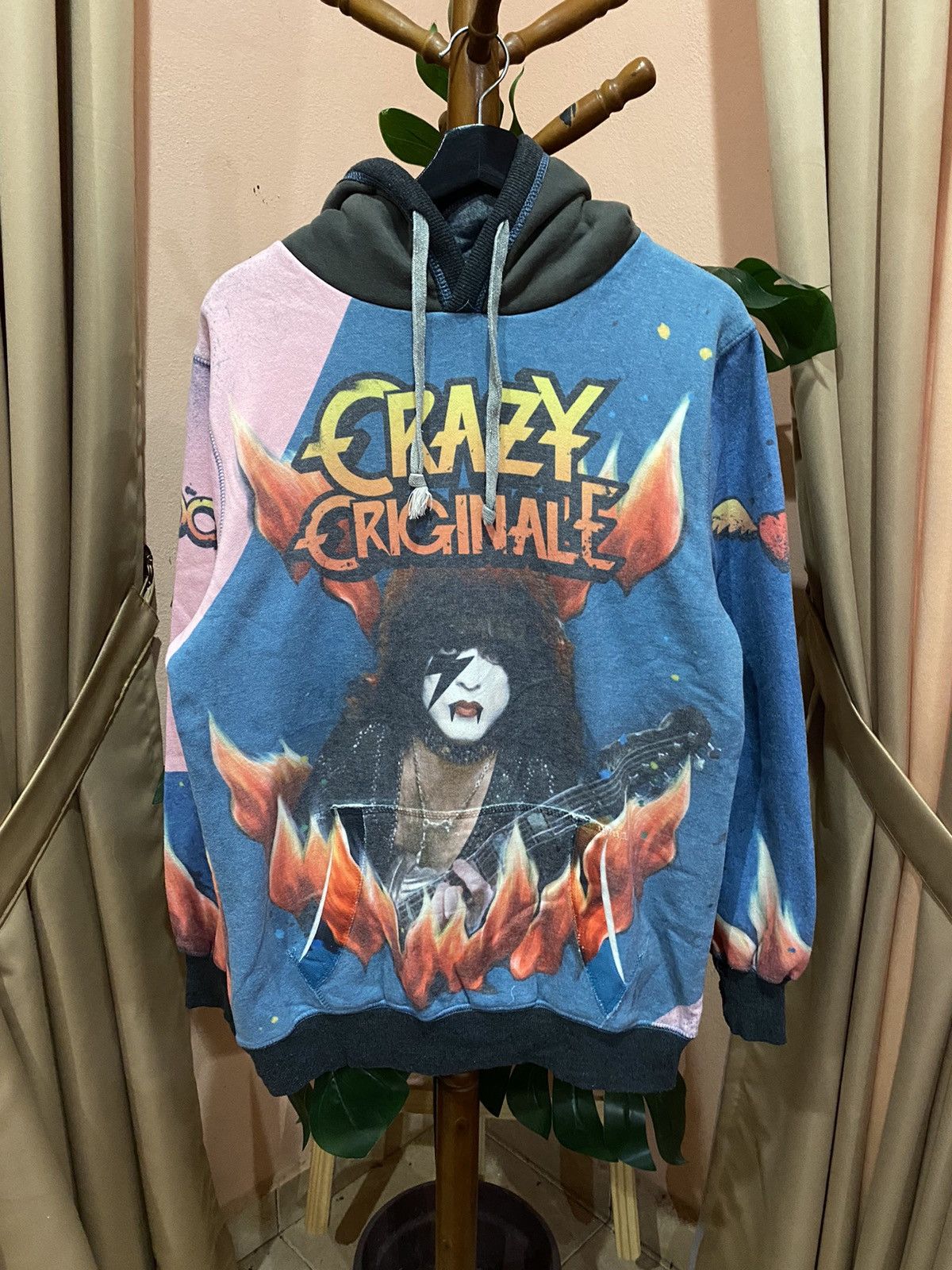 Band Tees VINTAGE CRAZY ORIGINALE PAUL STANLEY OZZY OSBOURNE HOODIE Size US L / EU 52-54 / 3 - 1 Thumbnail