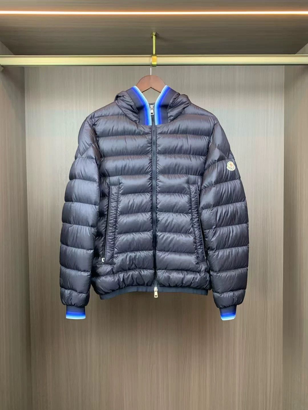 Moncler Moncler Striped Hooded Down Jacket 90% Goose Down Size 2 Size US M / EU 48-50 / 2 - 1 Thumbnail