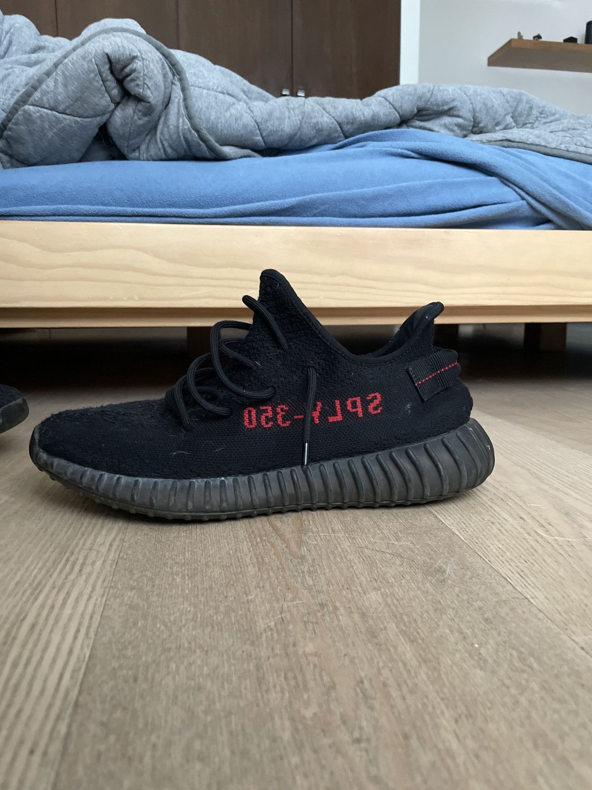 yeezy bred 2017