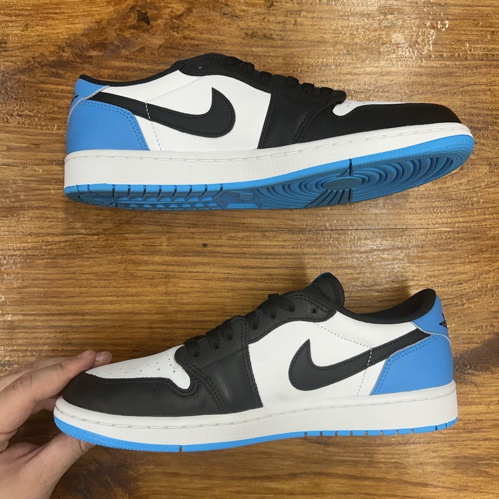 Jordan Brand Size 9.5 - Air Jordan 1 Retro OG Low UNC Size 11W Size US 9.5 / EU 42-43 - 5 Thumbnail