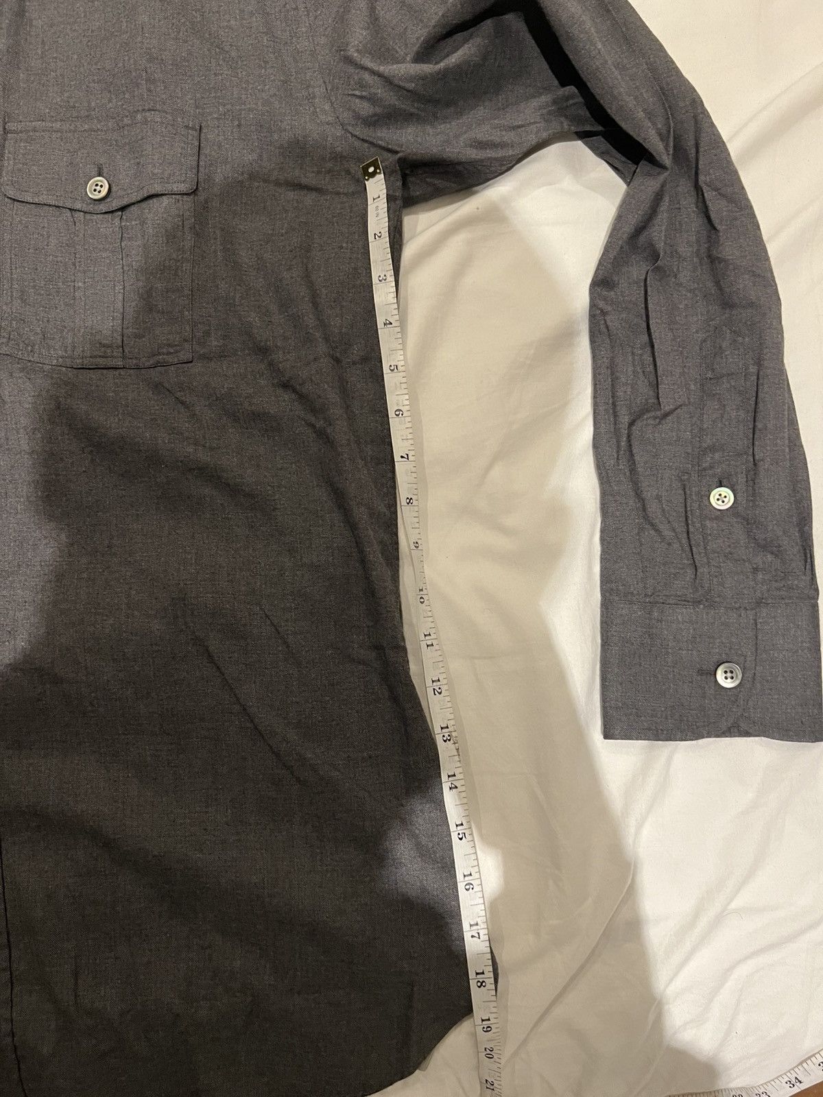 Tom Ford TOM FORD Grey Dress Shirt Size 15.3/4 44 Long Sleeves Size US M / EU 48-50 / 2 - 18 Thumbnail