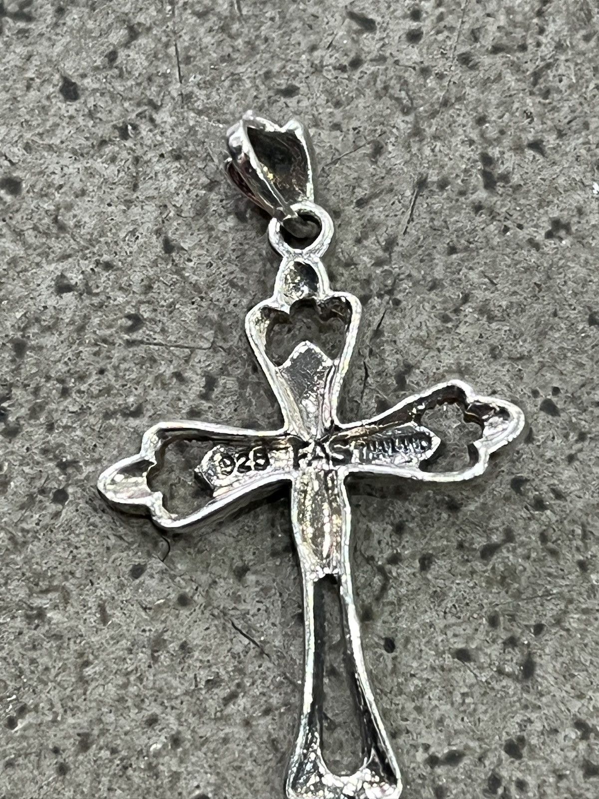 Other Vintage Sterling Silver Cross Pendant (unisex) Size ONE SIZE - 4 Thumbnail