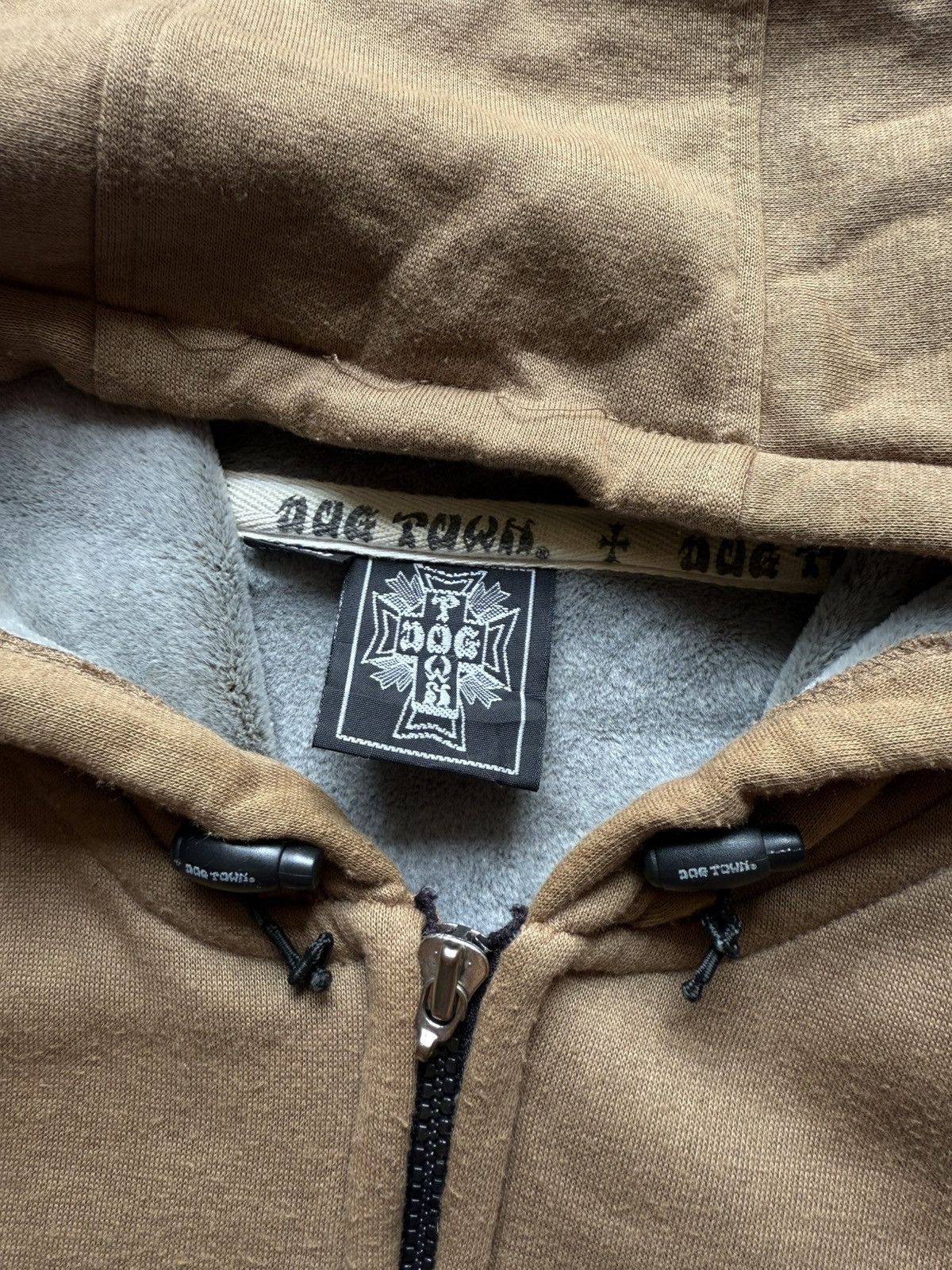 Dogtown × Vintage Dog Town hoodie Size US L / EU 52-54 / 3 - 5 Thumbnail