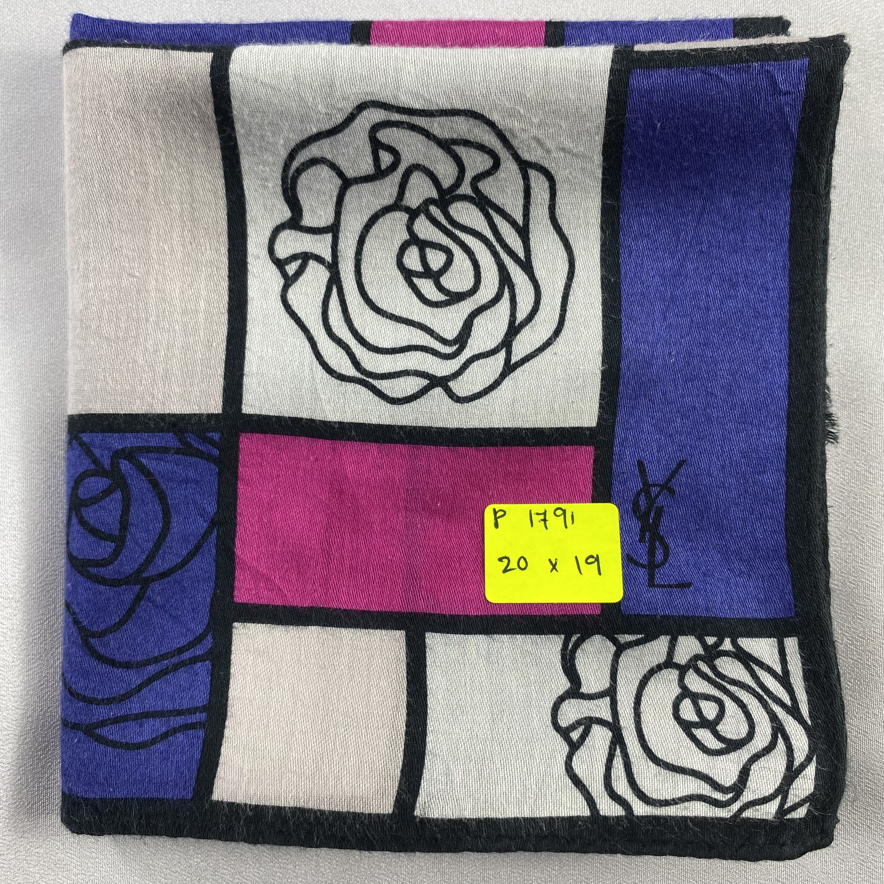 Vintage Yves Saint Laurent Bandana/ Handkerchief / Neckerchief-P1791 Size ONE SIZE - 6 Thumbnail