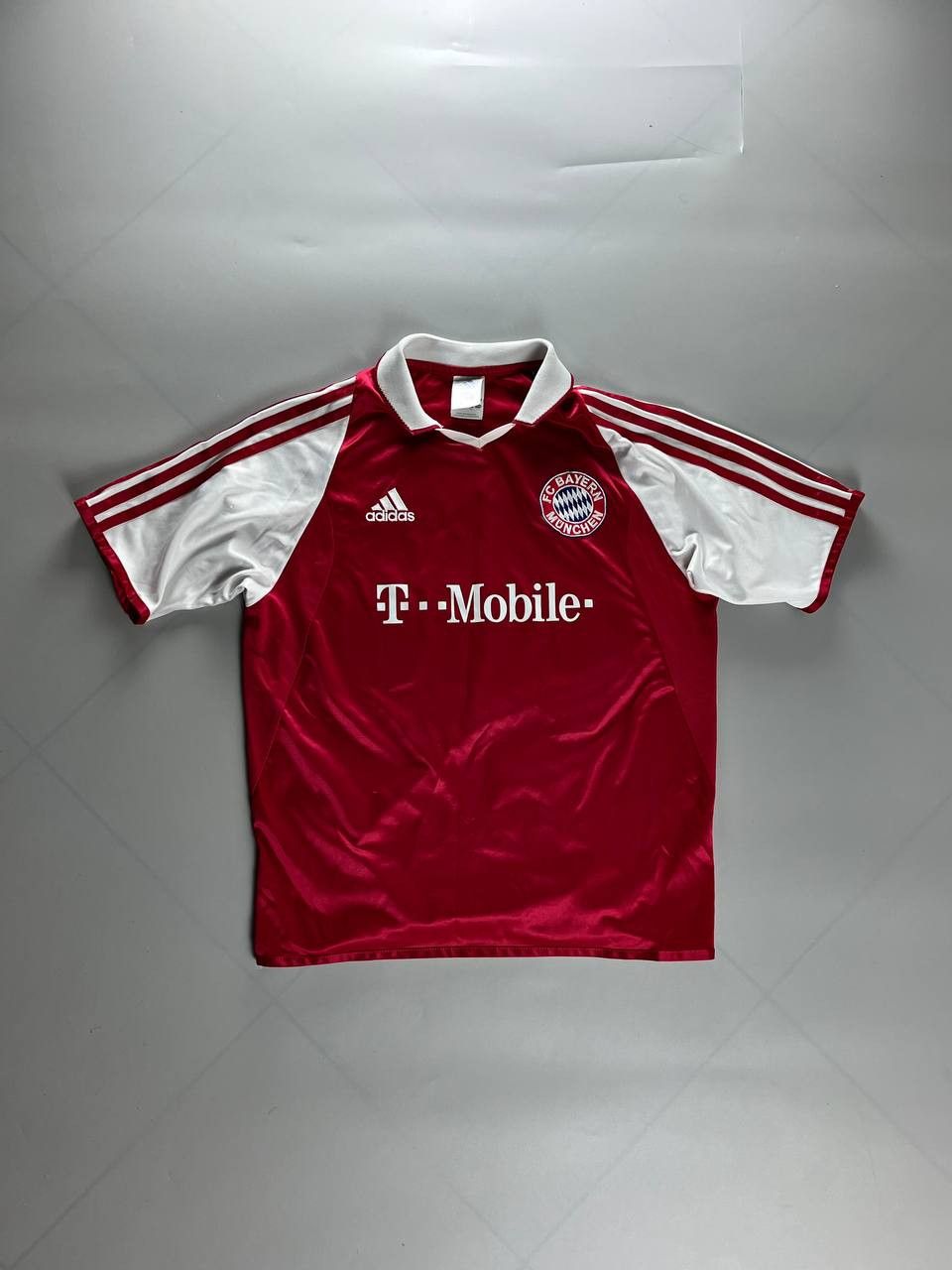 Adidas Bloke Core!Rare Adidas 2003 Bayern Vintage T-Shirt Size US XS / EU 42 / 0 - 1 Thumbnail