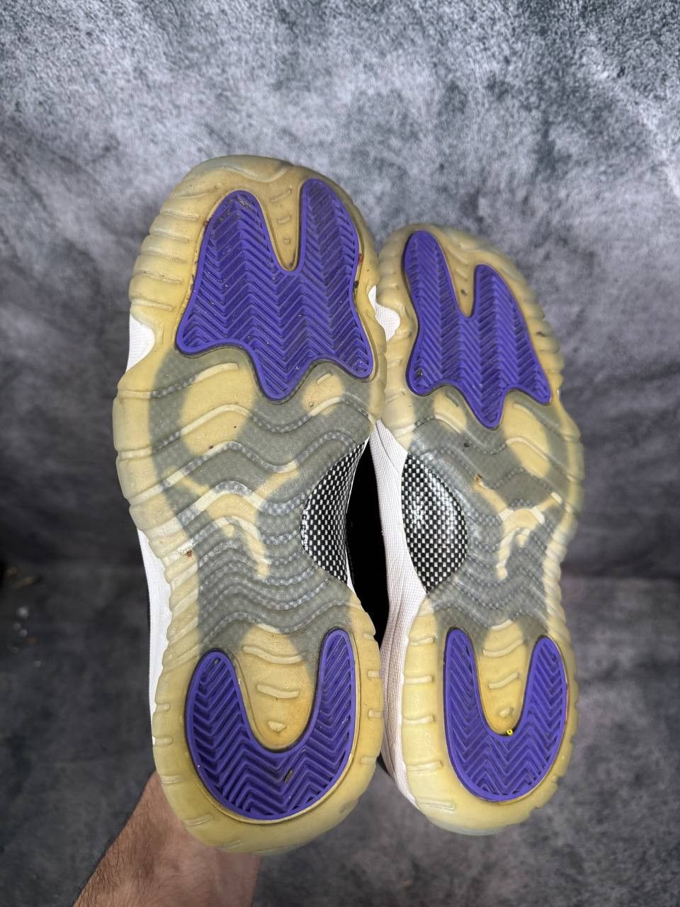 Jordan Brand Size 6Y | Jordan 11 Concord No Box | Pre-Owned Size US 6 / EU 39 - 7 Thumbnail