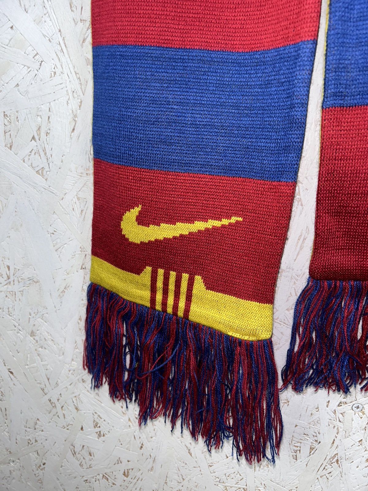 Nike Nike FC Barcelona 2011-12 Double Sided Fanwear Scarf Size ONE SIZE - 3 Thumbnail