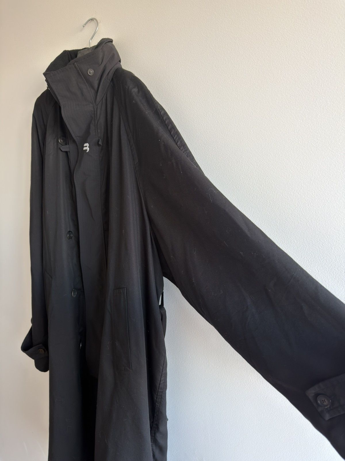 Balenciaga BALENCIAGA DEMNA TRENCH COAT TRACK 3B FLEECE COLLAR Size US XL / EU 56 / 4 - 4 Thumbnail