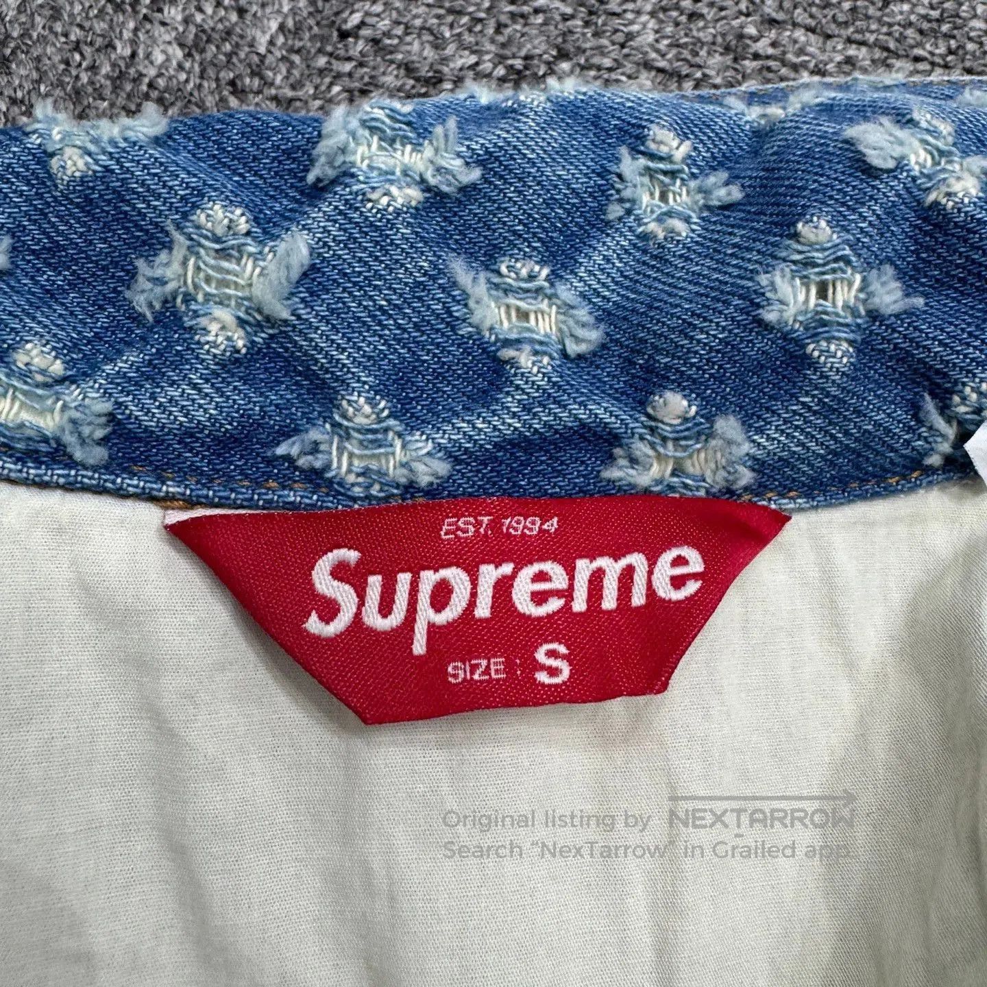 Supreme Blue Denim Jacket with White Floral Pattern . Size US S / EU 44-46 / 1 - 2 Thumbnail