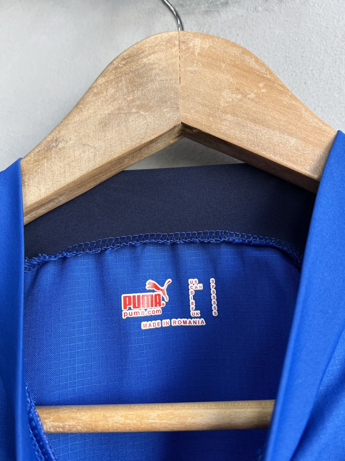 Puma Puma Italy football jersey 2006 home kit y2k Size US S / EU 44-46 / 1 - 10 Thumbnail