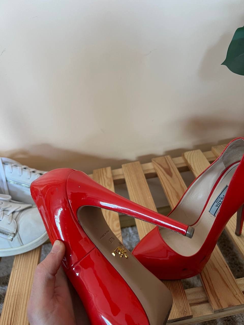 Prada Women High Heels Prada Red Size 37,5 Leather Size US 7.5 / IT 37.5 - 12 Thumbnail