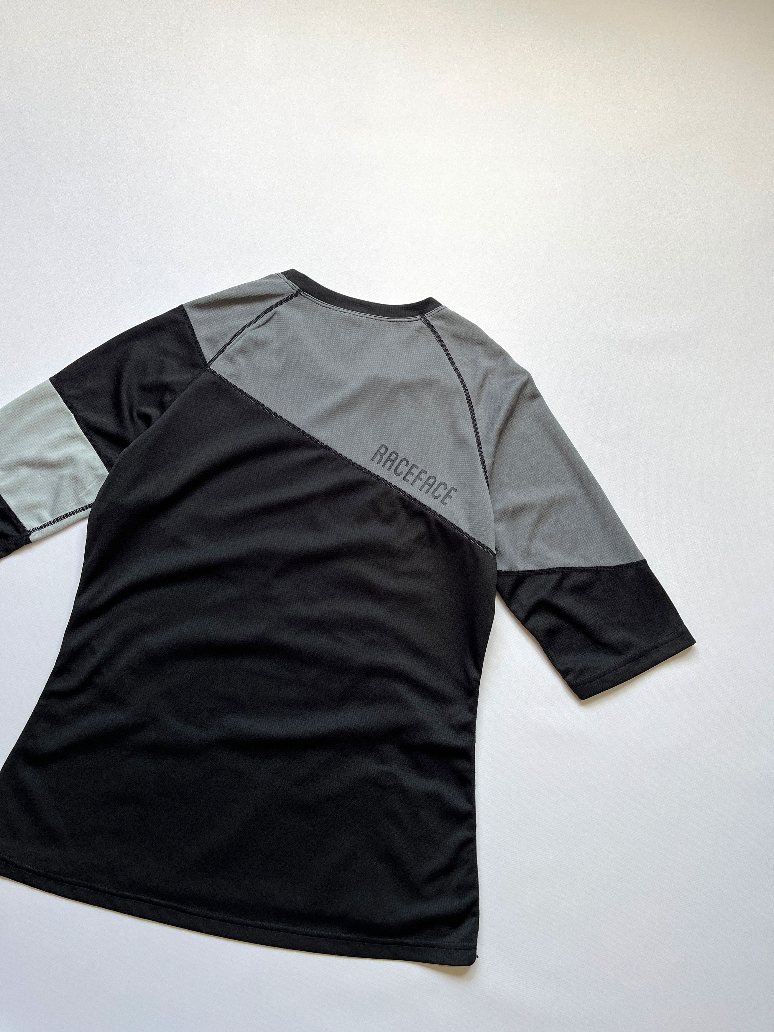 Other Race Face MTB Cycling 3/4 Sleeve Jersey Size US M / EU 48-50 / 2 - 5 Thumbnail