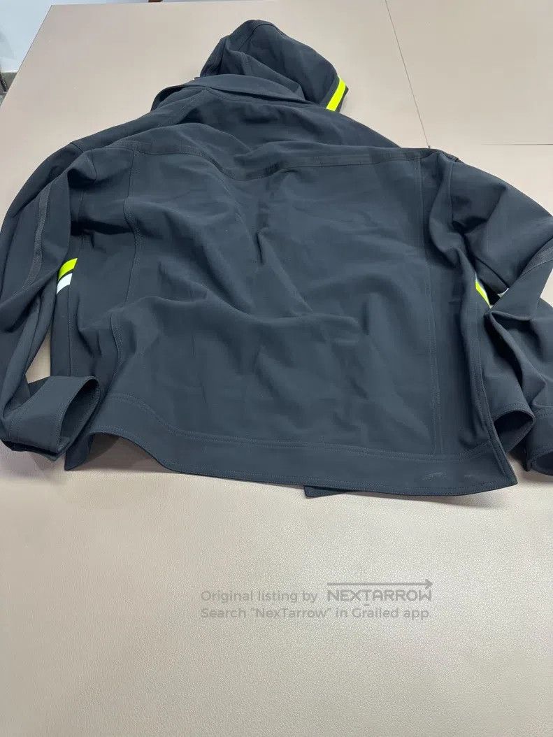 Valentino Valentino jacket Size US M / EU 48-50 / 2 - 7 Thumbnail