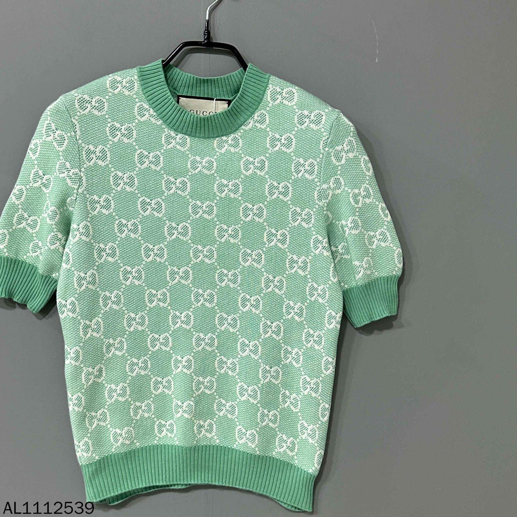 Gucci Gucci Knit Green Sweater XS Women Size XS / US 0-2 / IT 36-38 - 1 Thumbnail