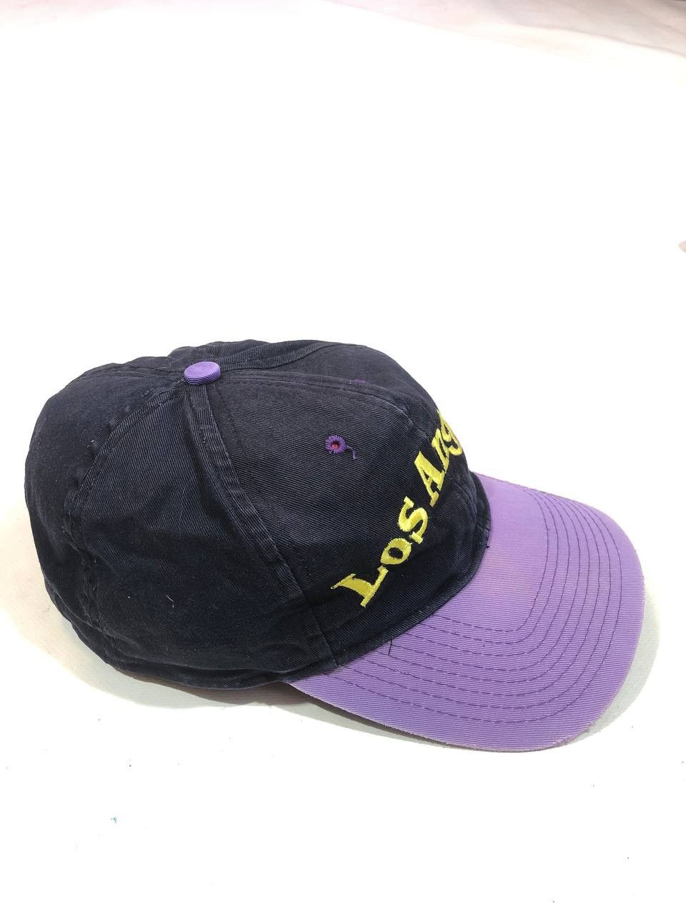 NBA × Vintage Vintage 90s Los Angeles Lakers NBA Cap Size ONE SIZE - 4 Thumbnail
