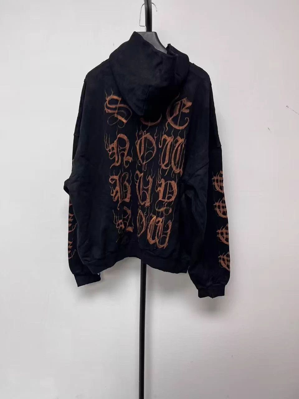 Balenciaga Balenciaga colorblocked logo hoodie men's size 2 Size US M / EU 48-50 / 2 - 2 Thumbnail