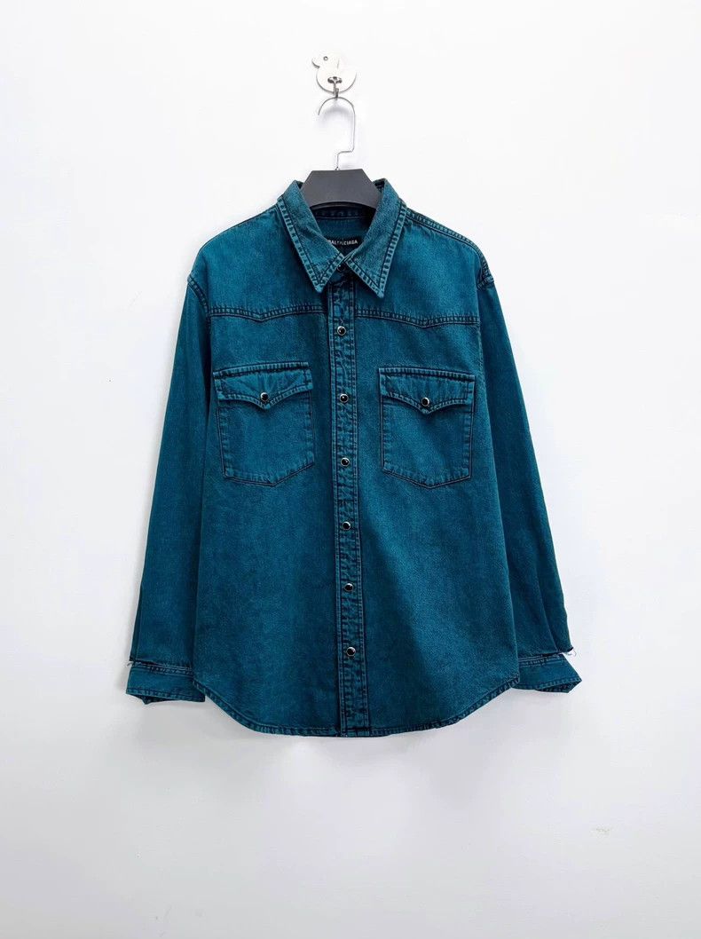 Balenciaga size 39 Lake blue patch pocket washed with old