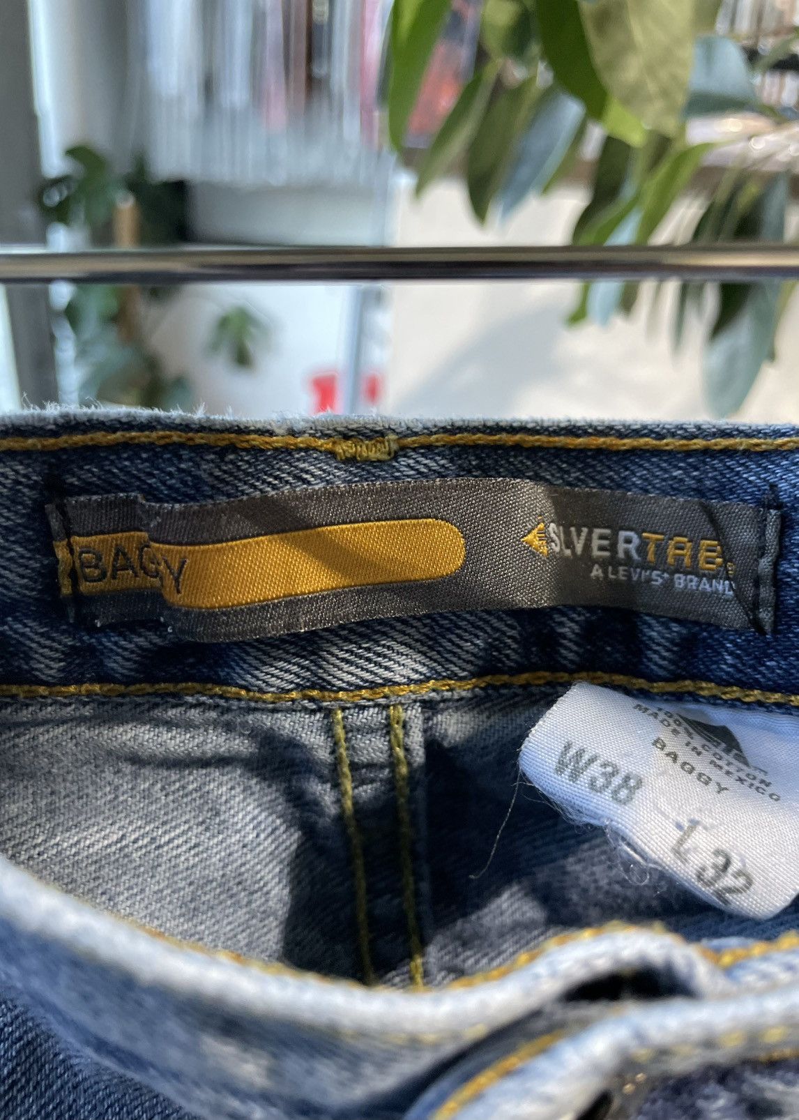 Levi's Vintage Clothing Vintage Y2K Levi's Silver Tab Wide-Leg Jeans Size US 38 / EU 54 - 6 Thumbnail
