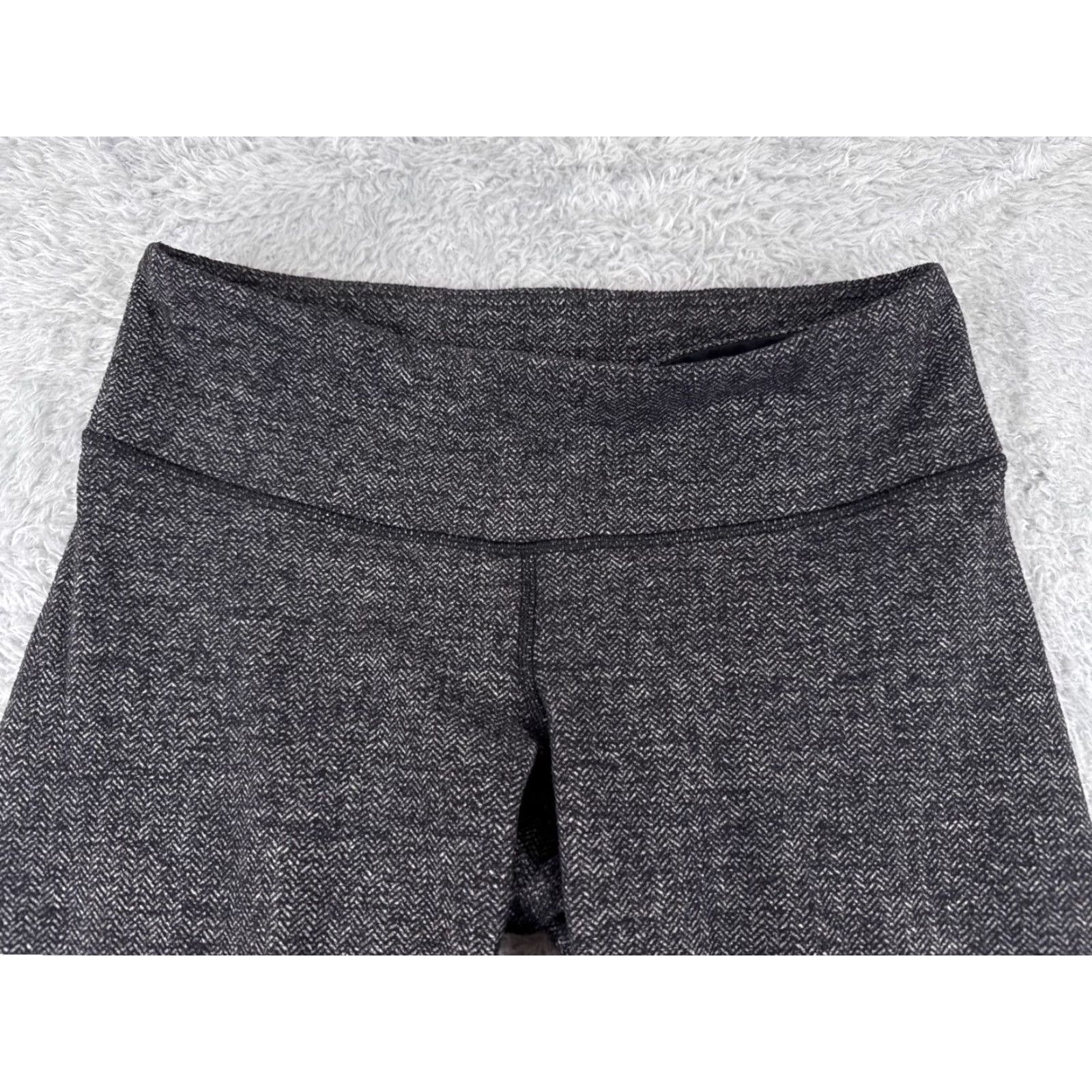 Lululemon Lululemon Wunder Under Pants Womens 8 Gray Textured Luon Fabric W5477S Yoga Activewear Pants 30.5 in Inseam Women Womens Size 30" / US 8 / IT 44 - 4 Thumbnail