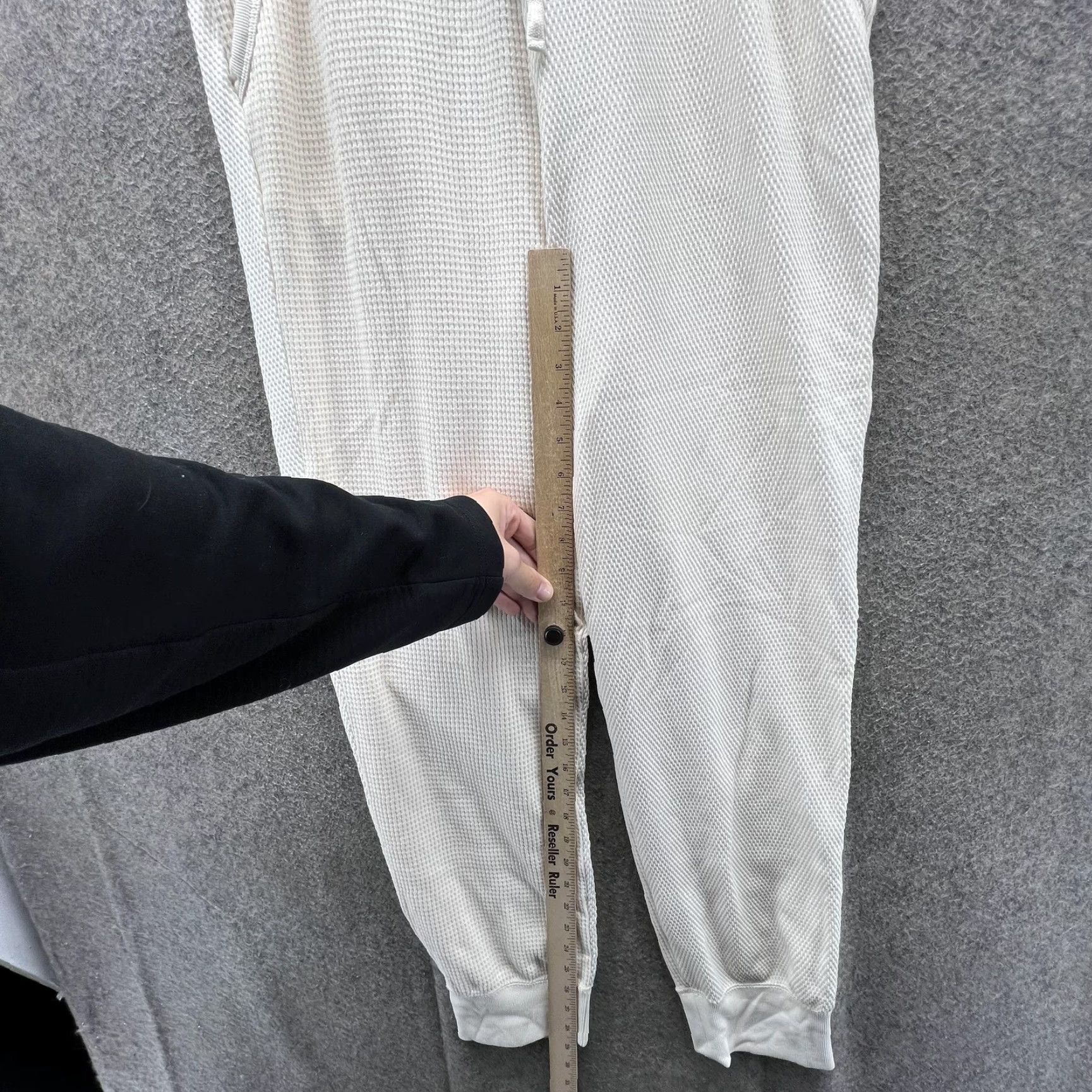 Nike Nike Yoga Luxe Jogger Pants Womens M White Dri-FIT Waffle Knit Pockets Adjustable Waist Tight Tapered Athleisure Shoes? Size 32" / US 10 / IT 46 - 5 Thumbnail