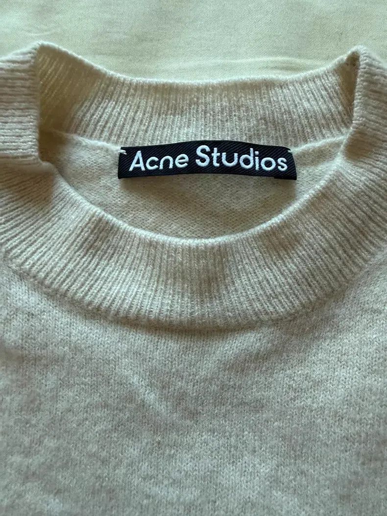 Acne Studios Acne Studios Smiley Face Wool Knit Top, 100% Wool Size US S / EU 44-46 / 1 - 3 Thumbnail