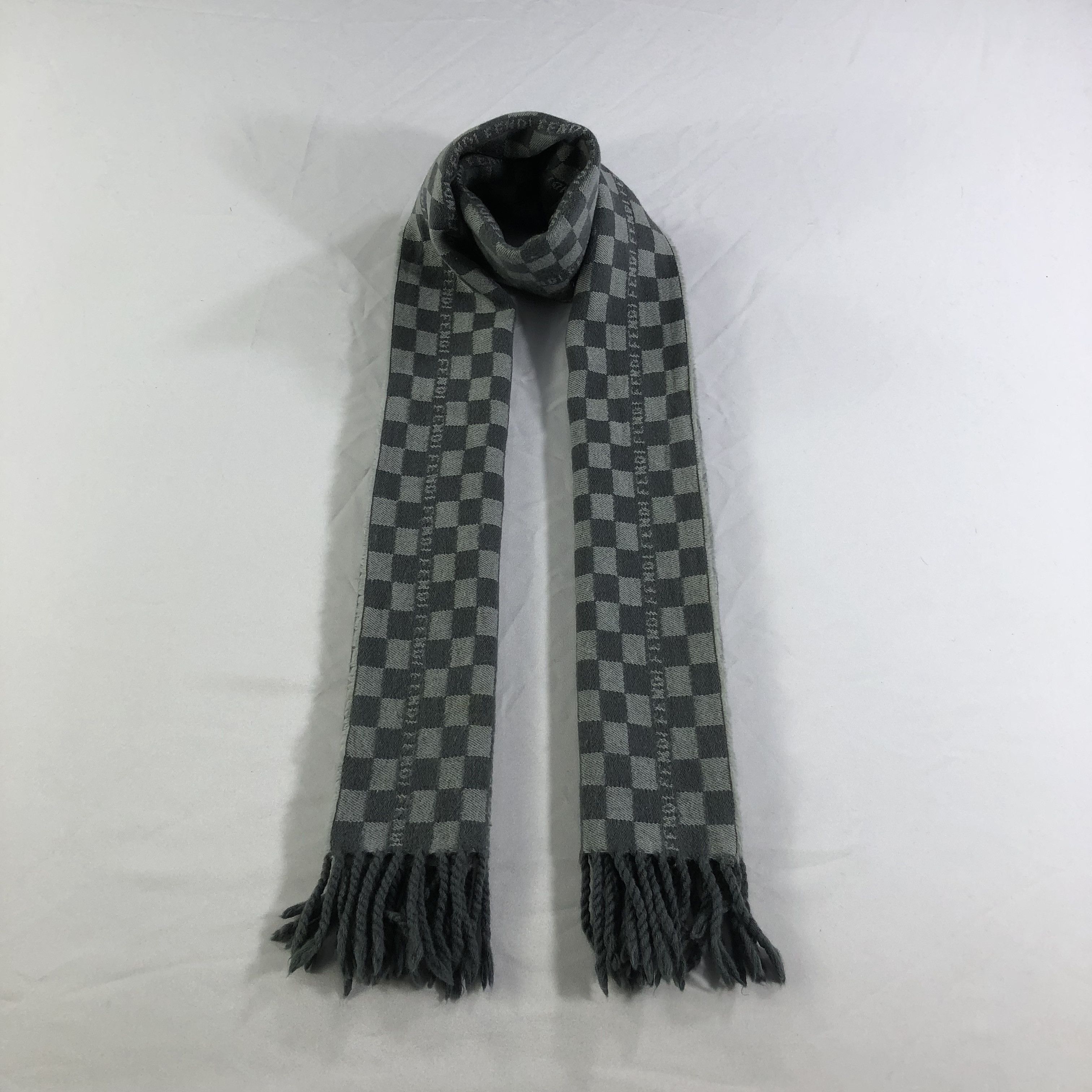 Fendi Fendi Checkered Wool Scarf Muffler V1446 Size ONE SIZE - 1 Thumbnail
