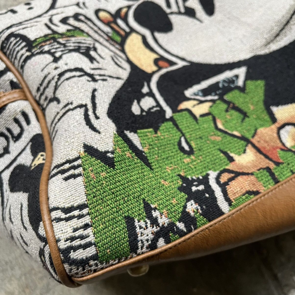 Disney × Mickey Mouse × Vintage Disney Mickey Mouse Carpet Bag Weekend Luggage Size ONE SIZE - 6 Thumbnail